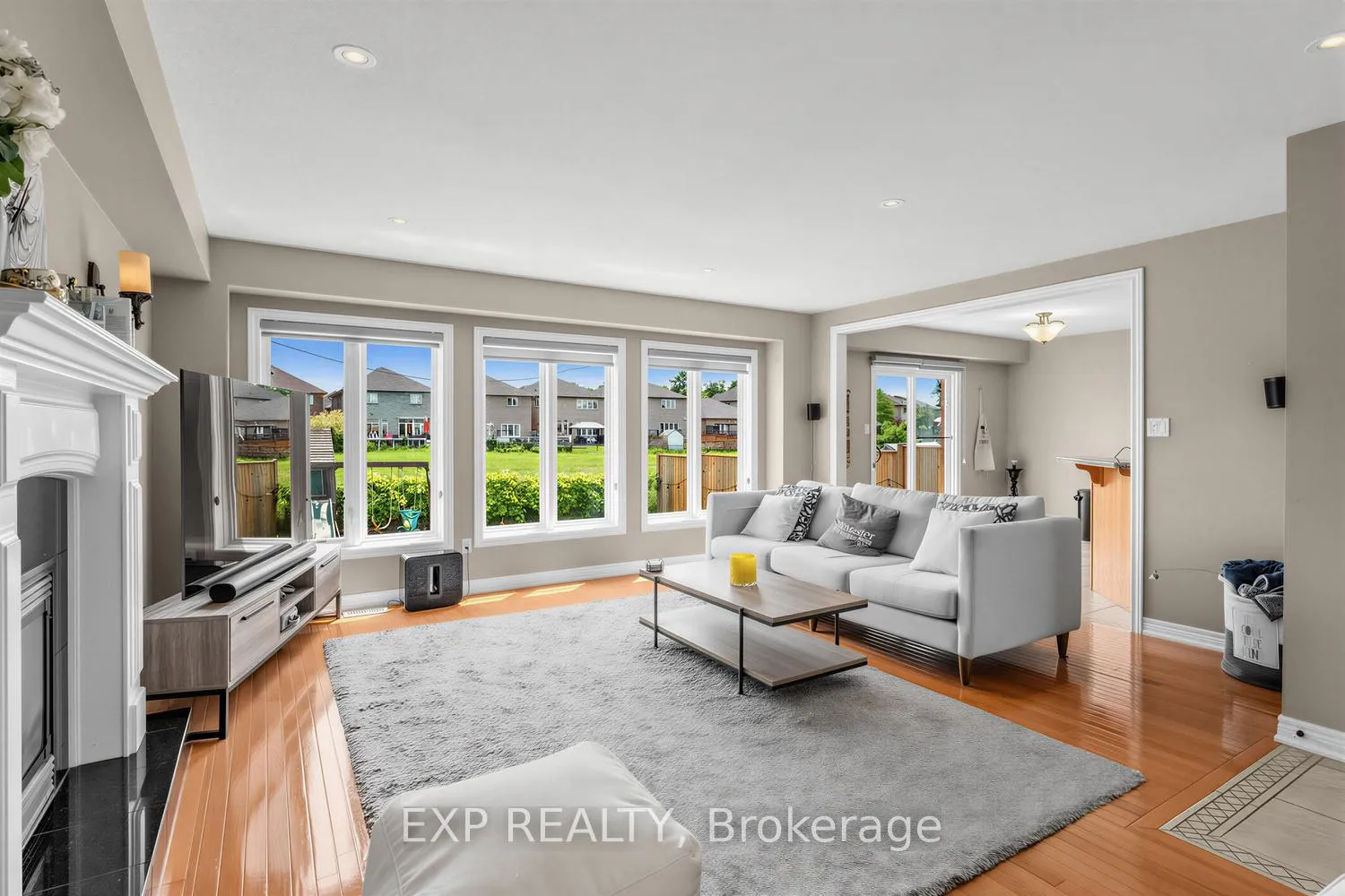 Photo 5 of 146 Fair Street, Hamilton, Meadowlands — HOMEH