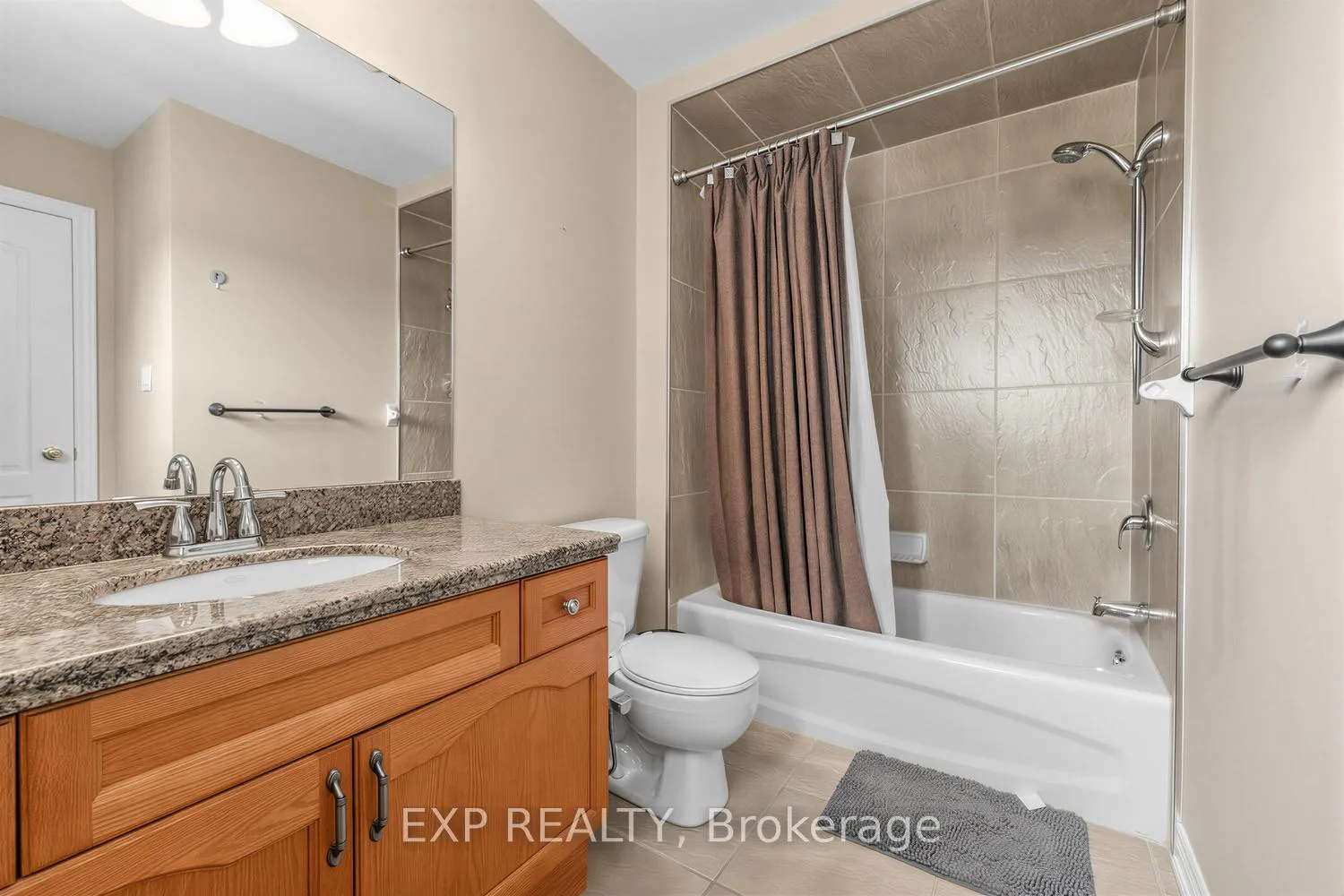 Photo 18 of 146 Fair Street, Hamilton, Meadowlands — HOMEH