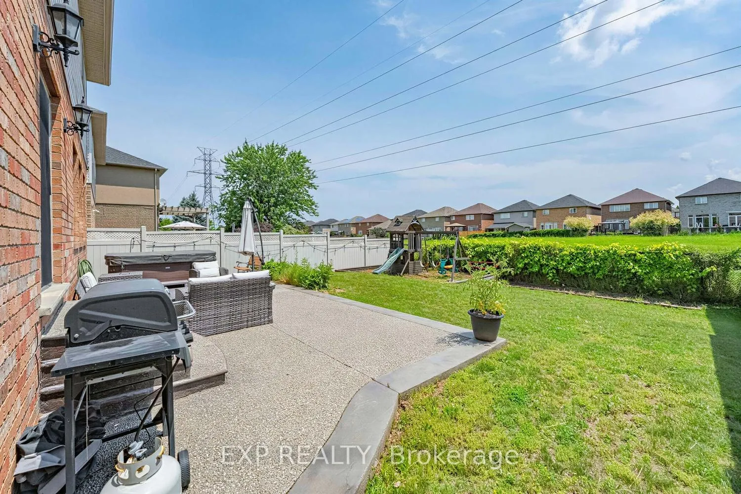 Photo 25 of 146 Fair Street, Hamilton, Meadowlands — HOMEH