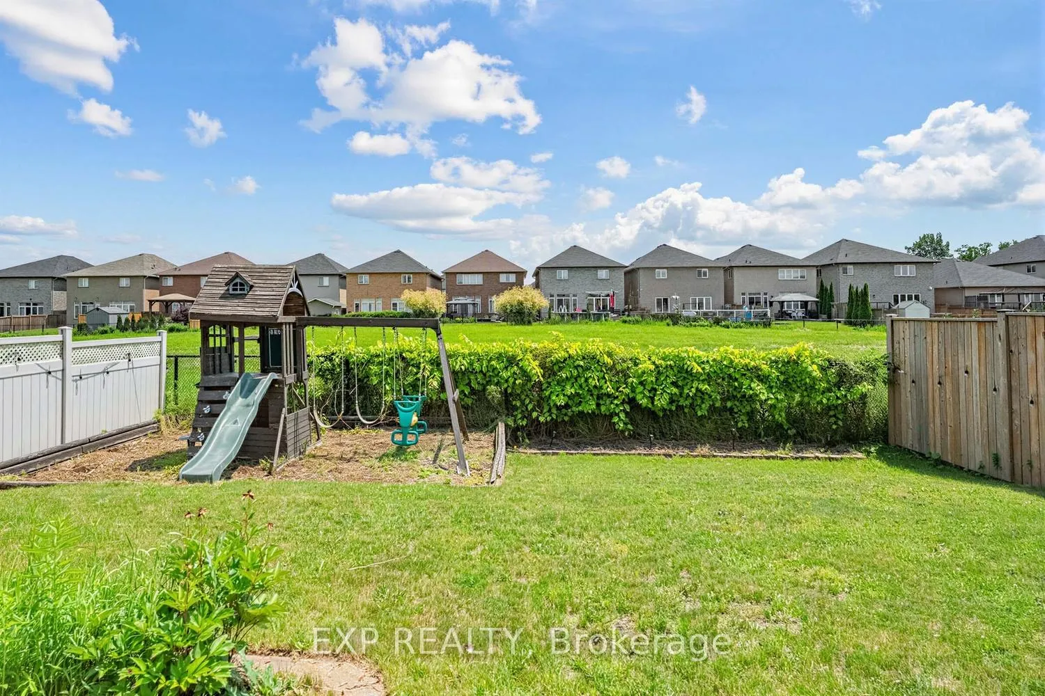 Photo 27 of 146 Fair Street, Hamilton, Meadowlands — HOMEH