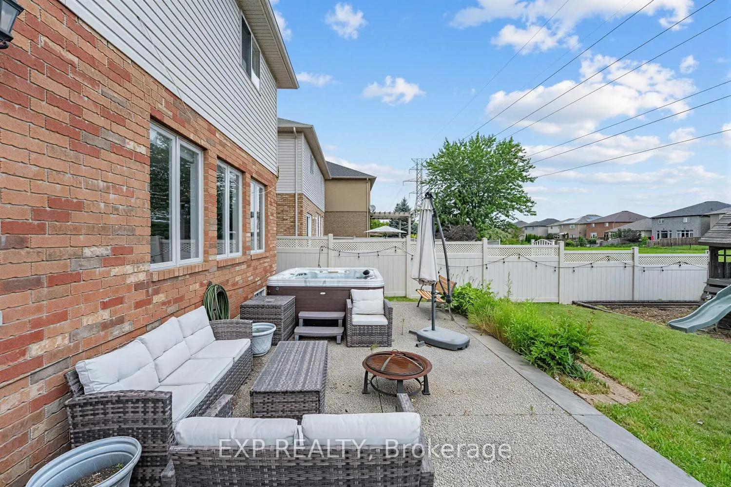 Photo 29 of 146 Fair Street, Hamilton, Meadowlands — HOMEH