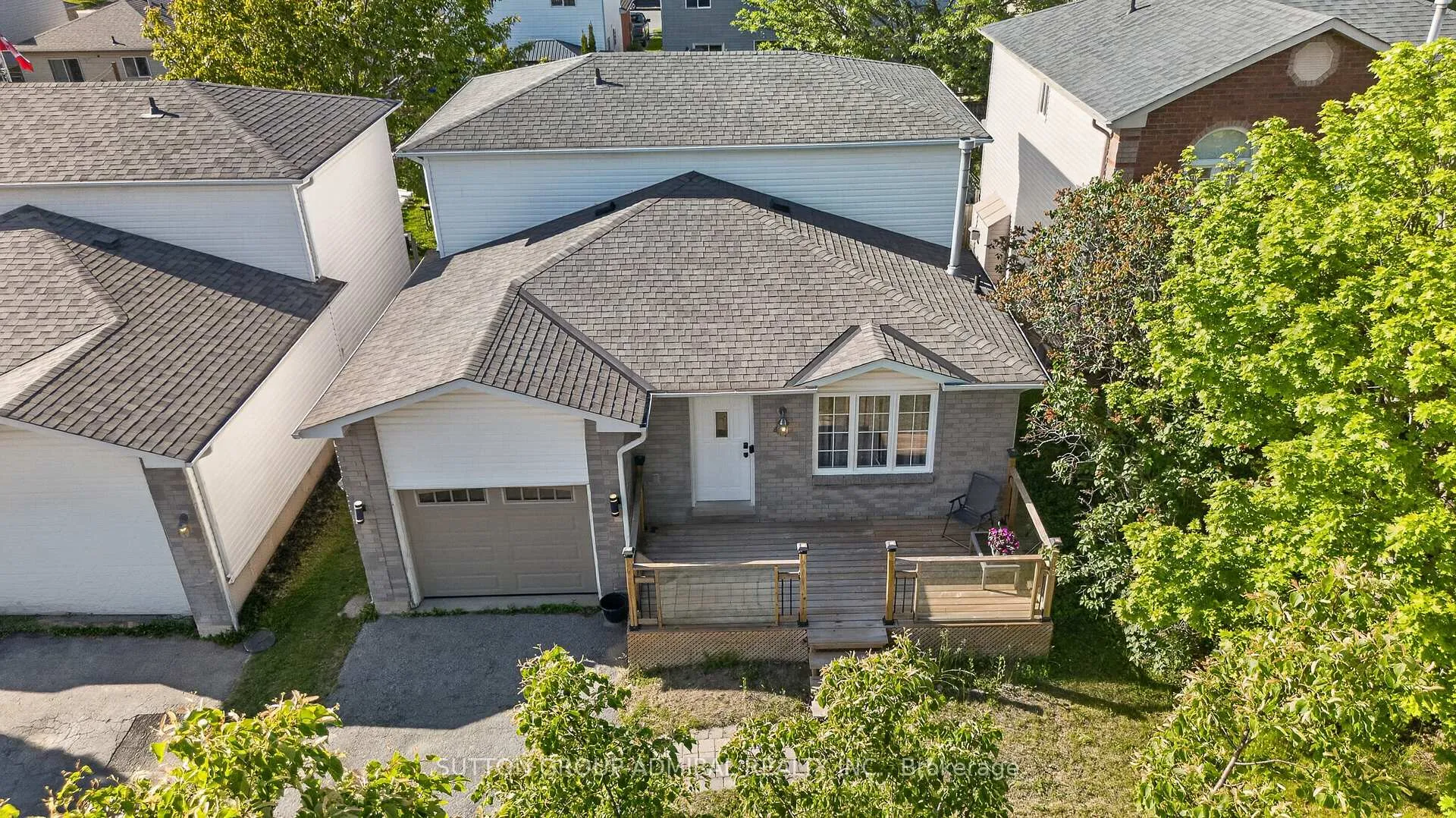Photo 27 of 41 Whitehorn Crescent, Barrie, Holly — HOMEH