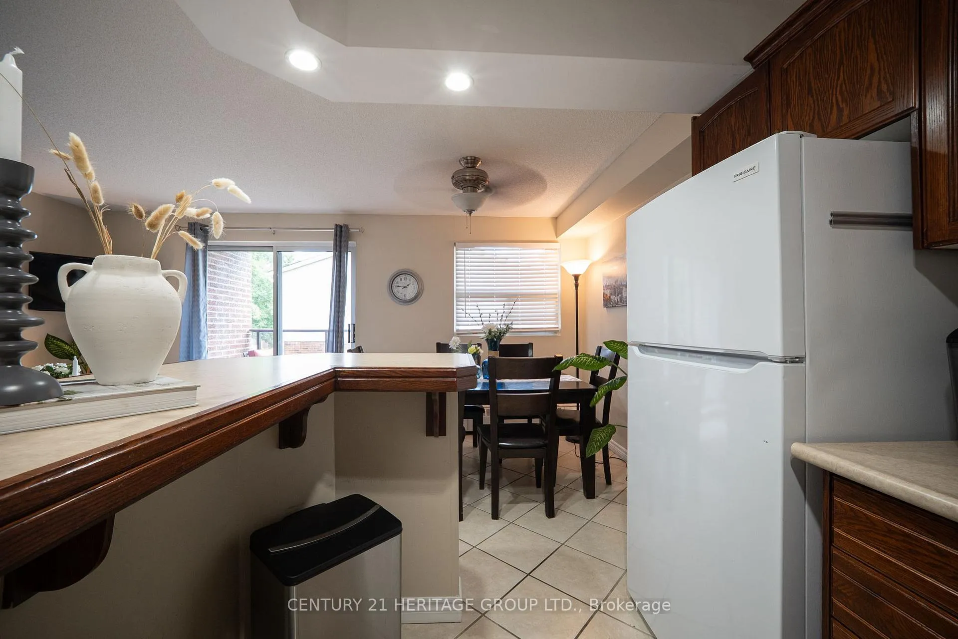 Photo 19 of Unit 203, 648 Grey Street, Brantford, Echo Place — HOMEH