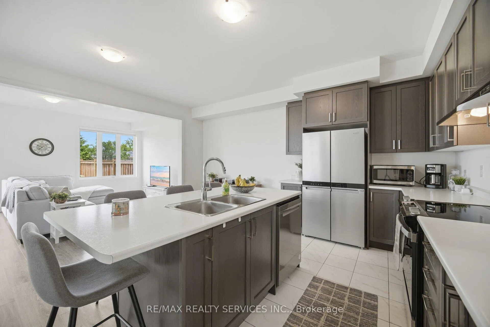 Photo 13 of 61 Kirkwood Way, Barrie, Rural Barrie Southeast — HOMEH