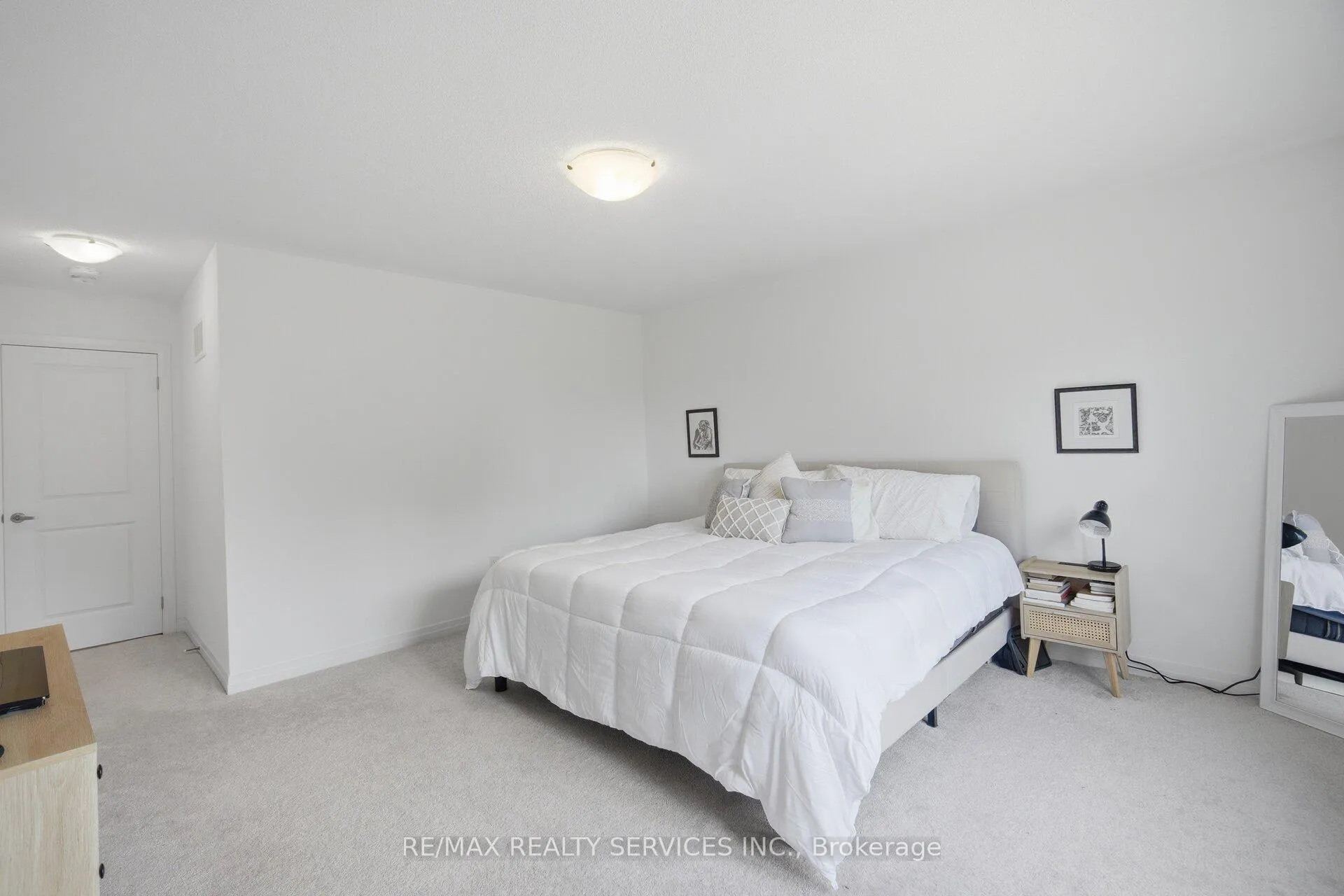 Photo 27 of 61 Kirkwood Way, Barrie, Rural Barrie Southeast — HOMEH