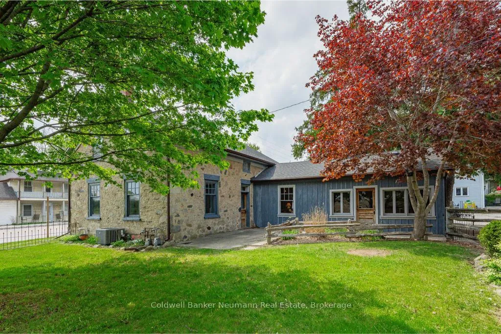 Photo of 52 Brock Road S
