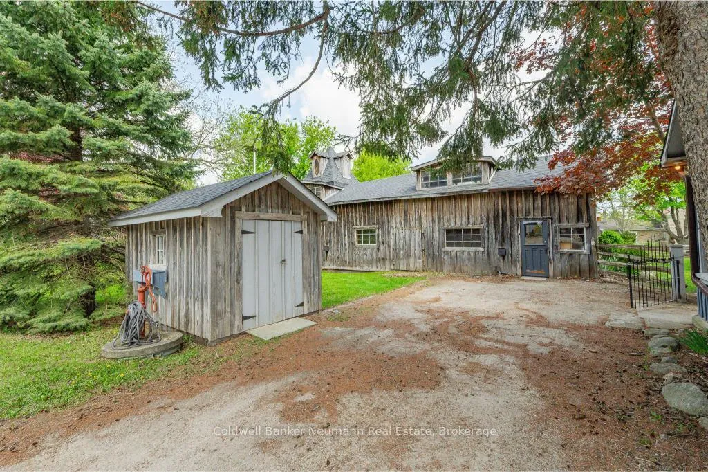 Photo 35 of 52 Brock Road S, Puslinch, Aberfoyle — HOMEH