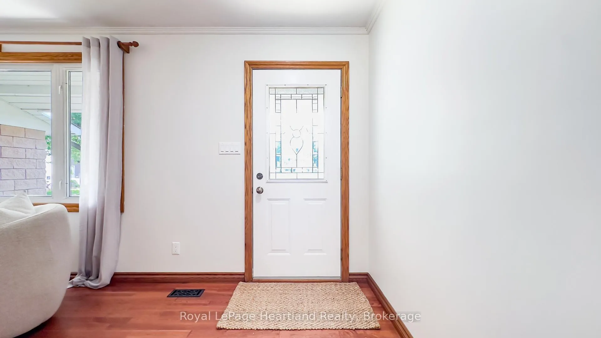Photo 4 of 10 Bissett Court, Central Huron, Goderich — HOMEH