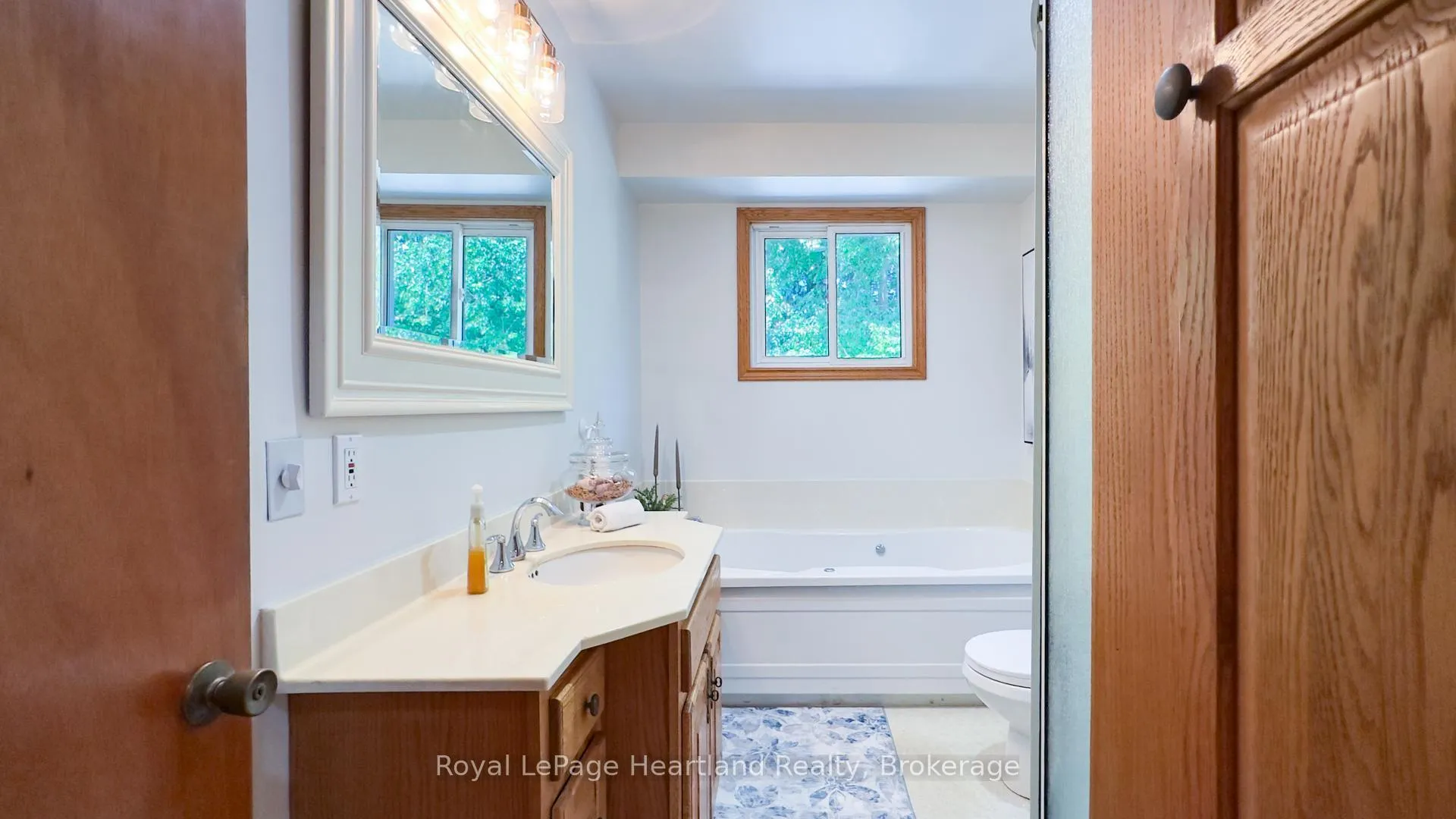 Photo 21 of 10 Bissett Court, Central Huron, Goderich — HOMEH