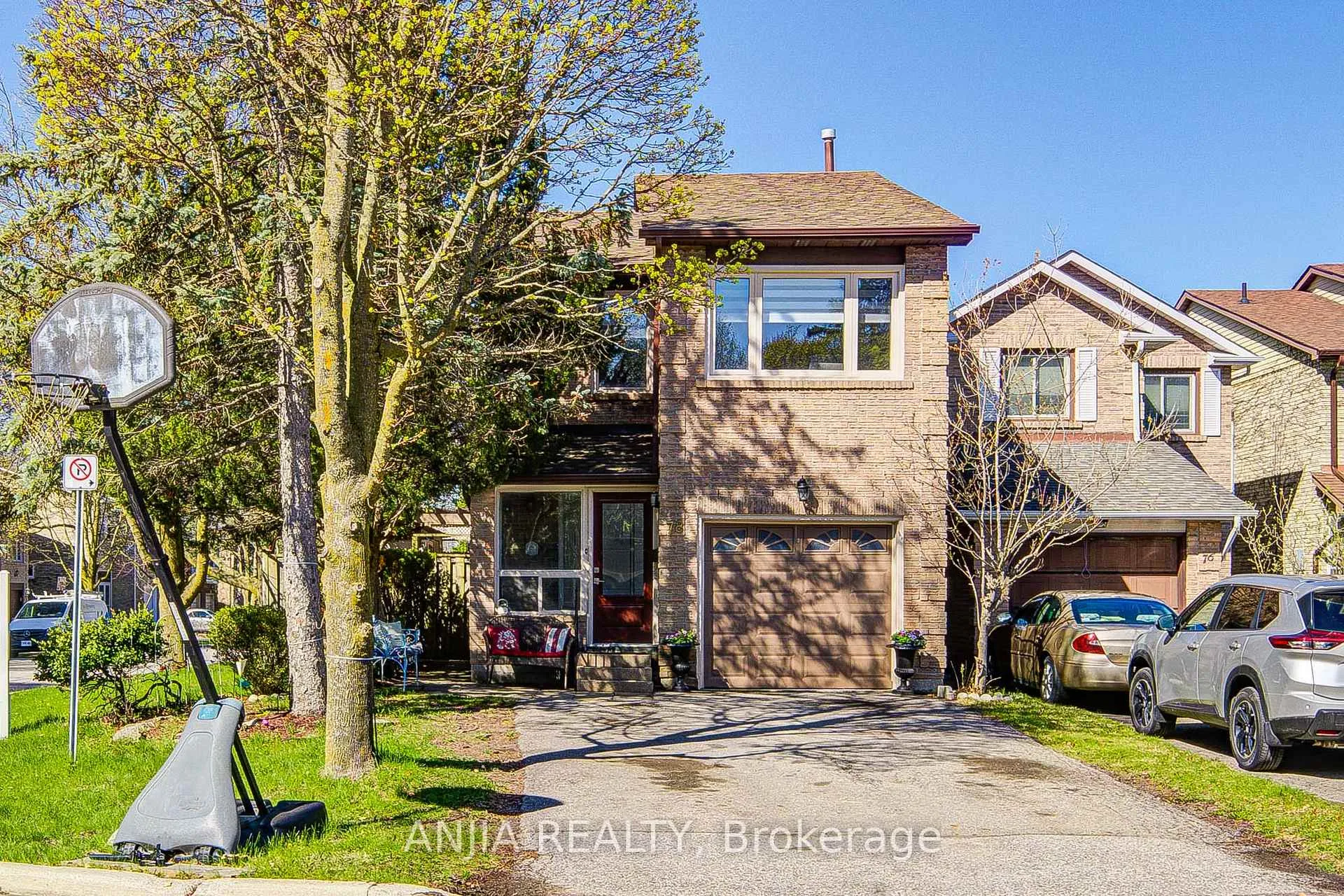 Front of 78 Baywood Court