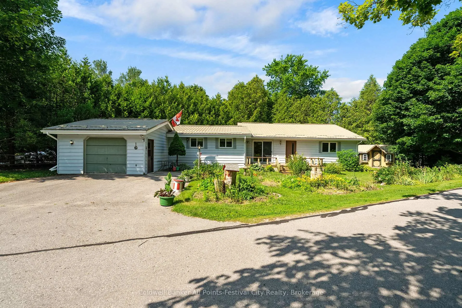 Photo 1 of 1 Ravine Park Road N, Goderich, Goderich (Town) — HOMEH