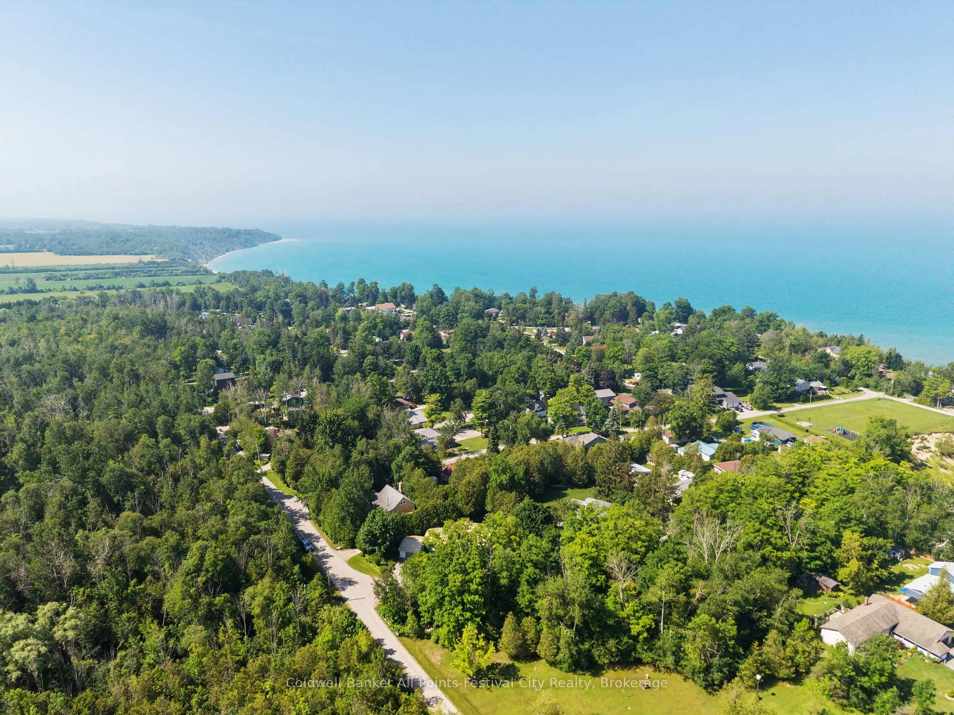 Photo 37 of 1 Ravine Park Road N, Goderich, Goderich (Town) — HOMEH