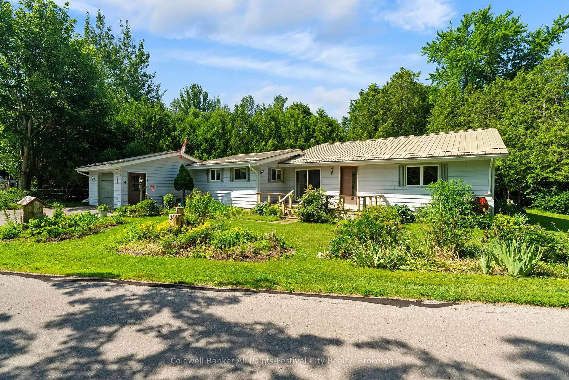 Photo 39 of 1 Ravine Park Road N, Goderich, Goderich (Town) — HOMEH