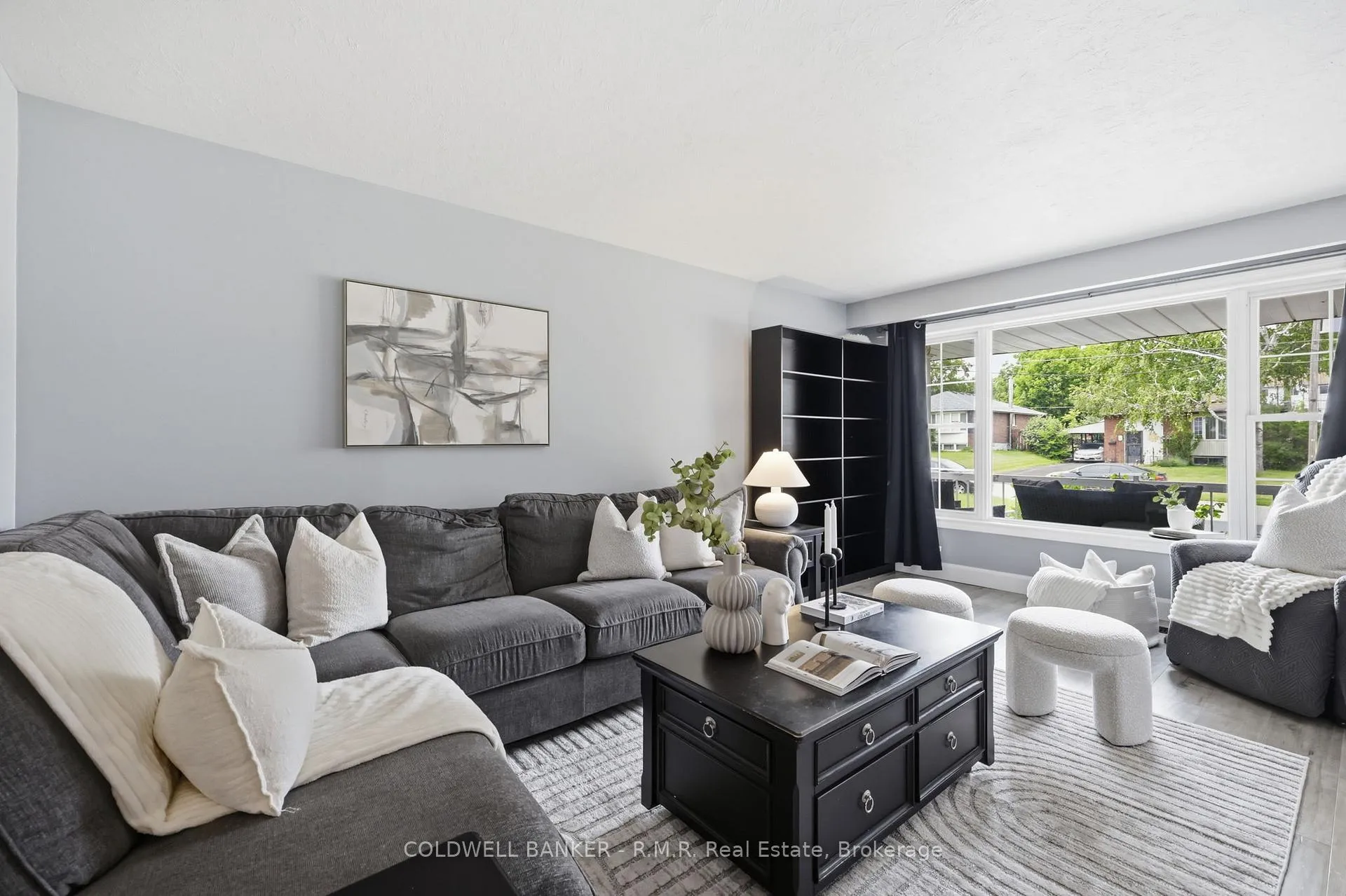 Photo 7 of 7 Summerfield Court, Clarington, Bowmanville — HOMEH