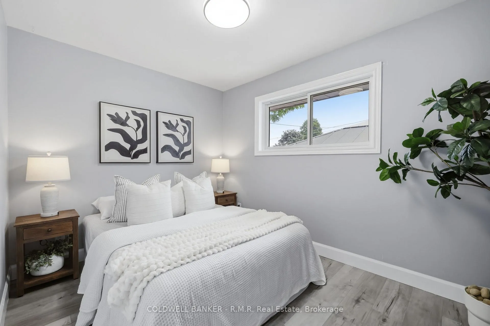 Photo 13 of 7 Summerfield Court, Clarington, Bowmanville — HOMEH