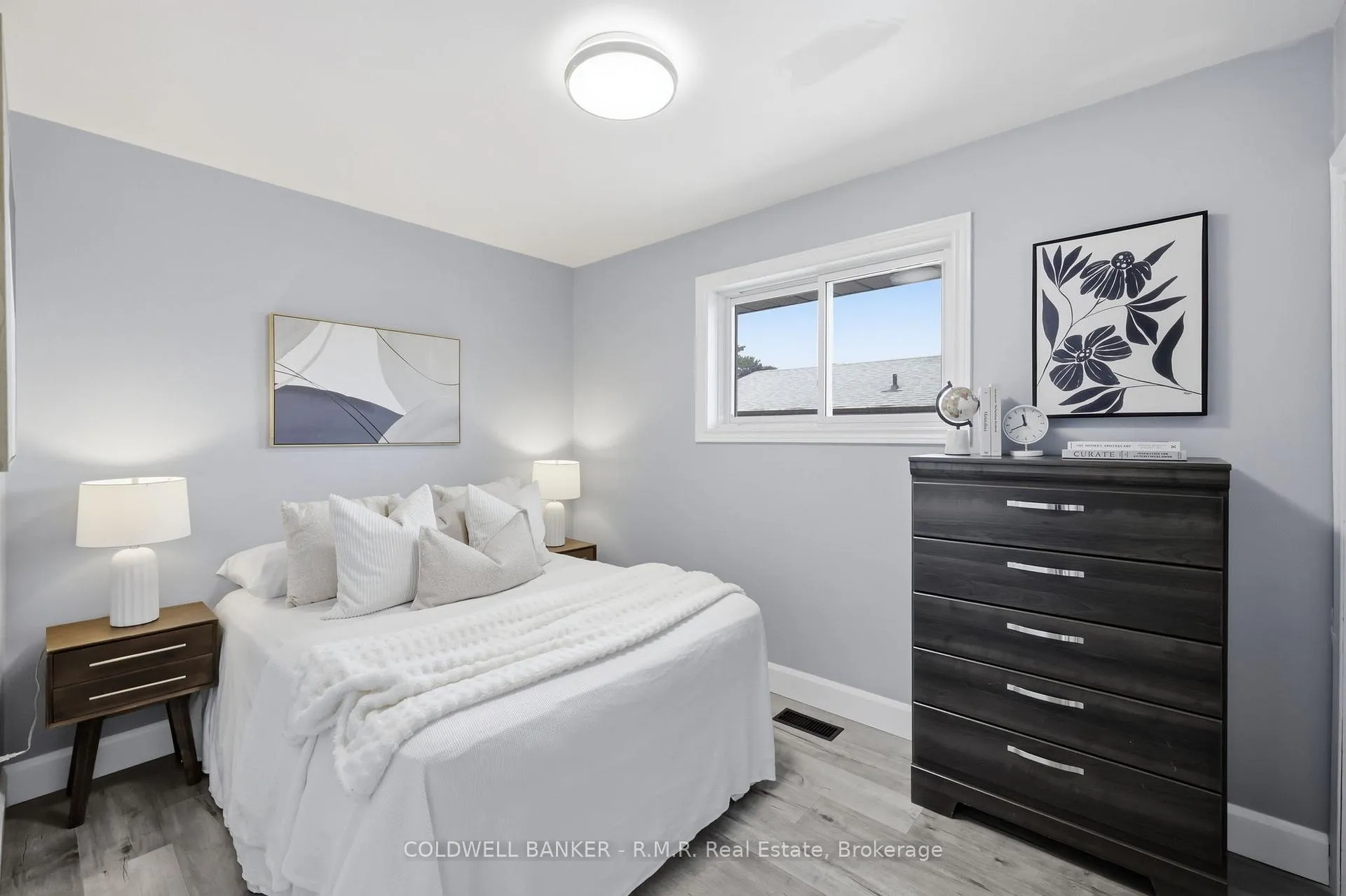 Photo 14 of 7 Summerfield Court, Clarington, Bowmanville — HOMEH