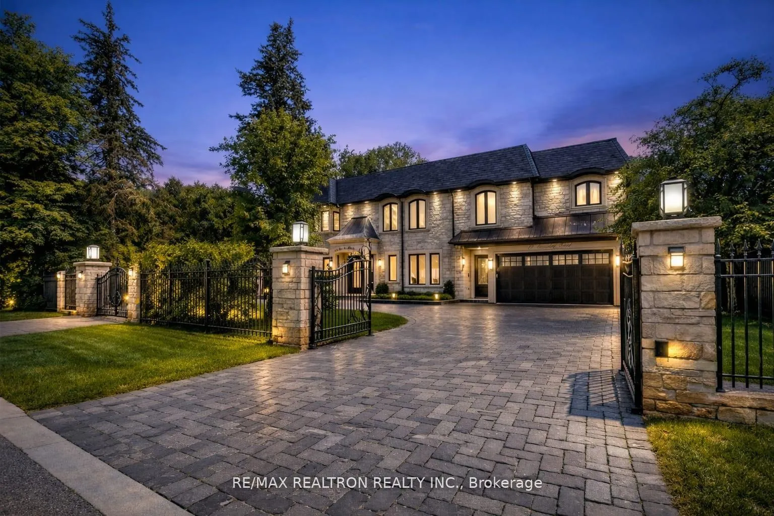 Photo 46 of 27 Laureleaf Road, Markham, Bayview Glen — HOMEH