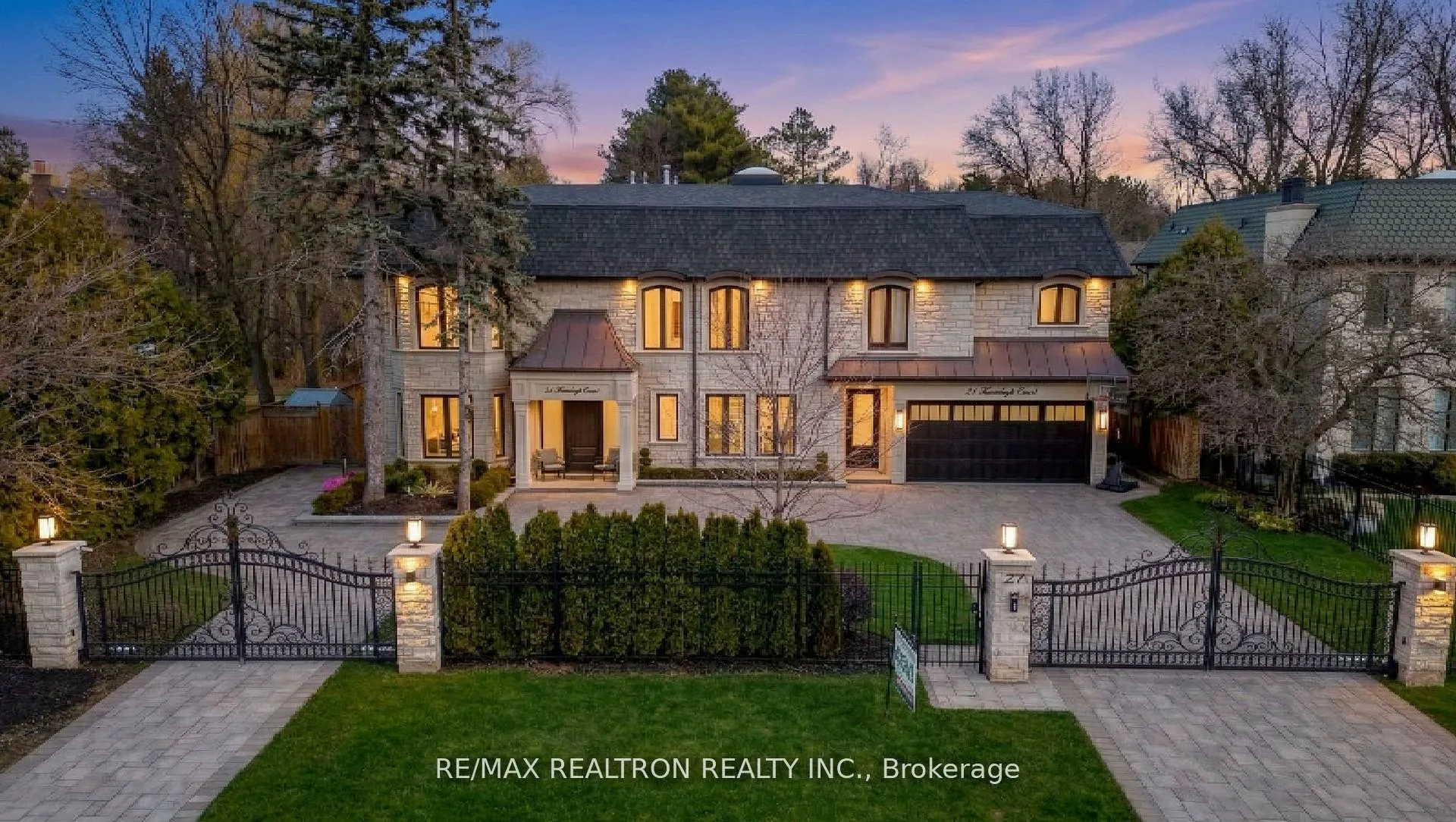 Photo 47 of 27 Laureleaf Road, Markham, Bayview Glen — HOMEH