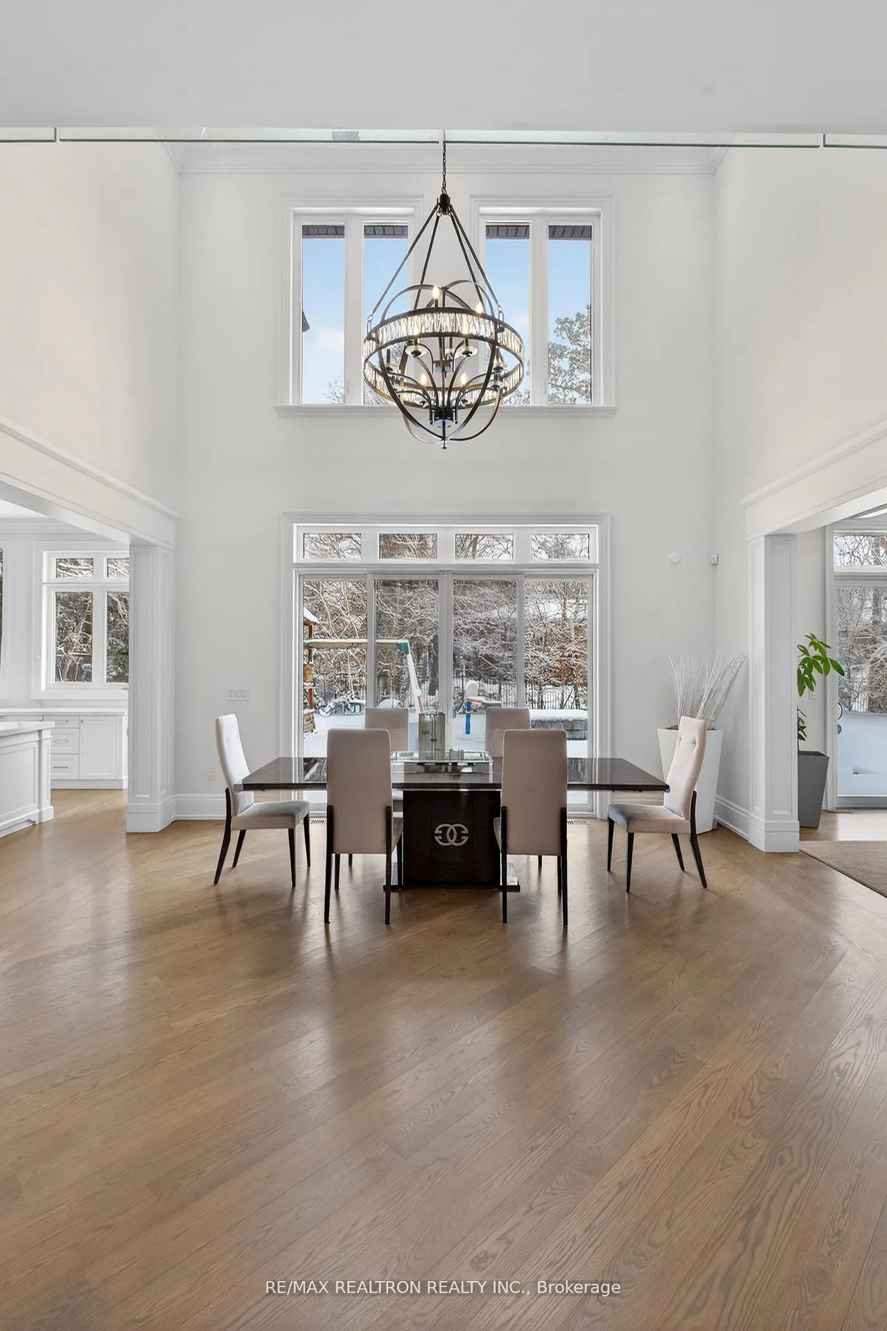 Photo 3 of 27 Laureleaf Road, Markham, Bayview Glen — HOMEH