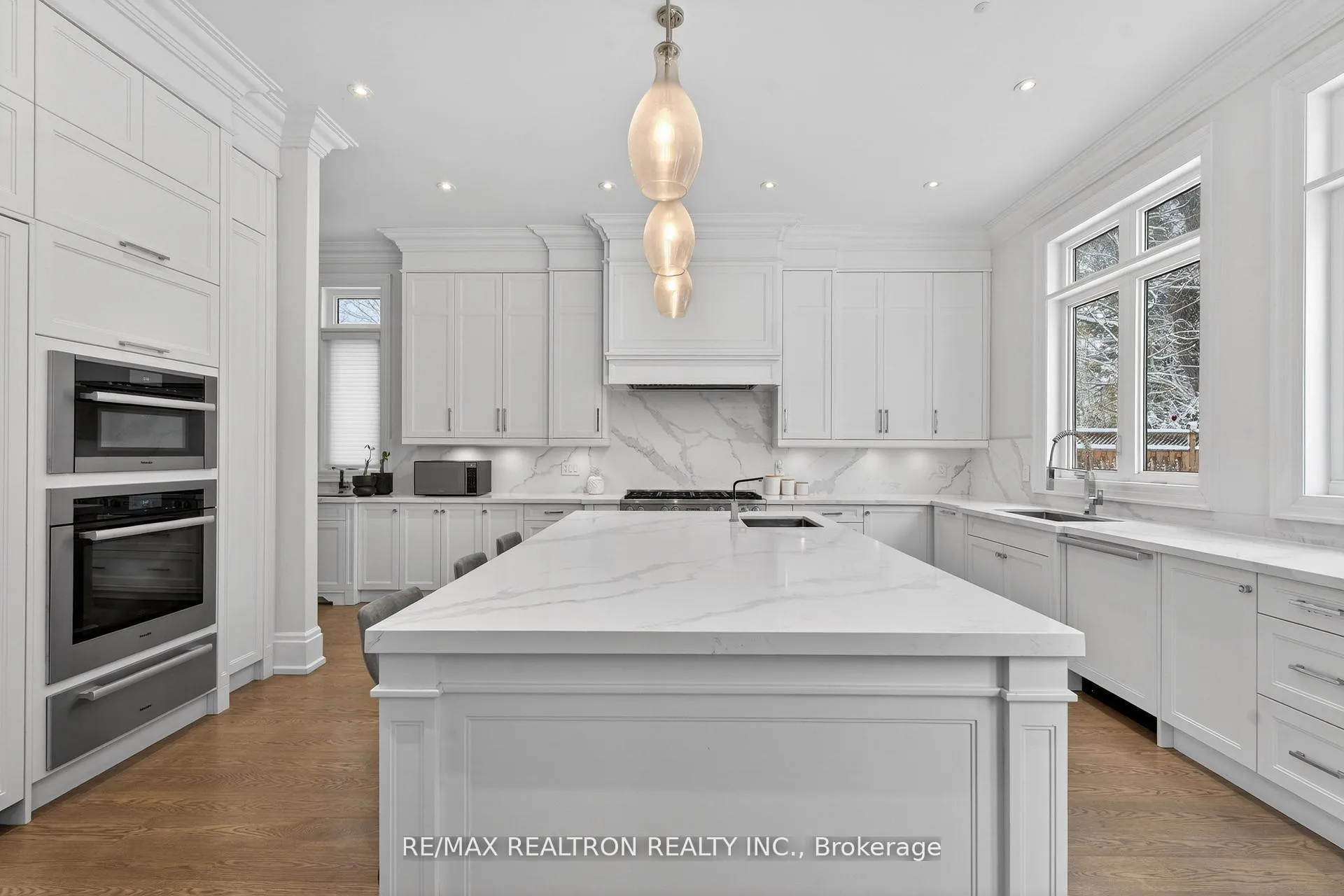 Photo 15 of 27 Laureleaf Road, Markham, Bayview Glen — HOMEH