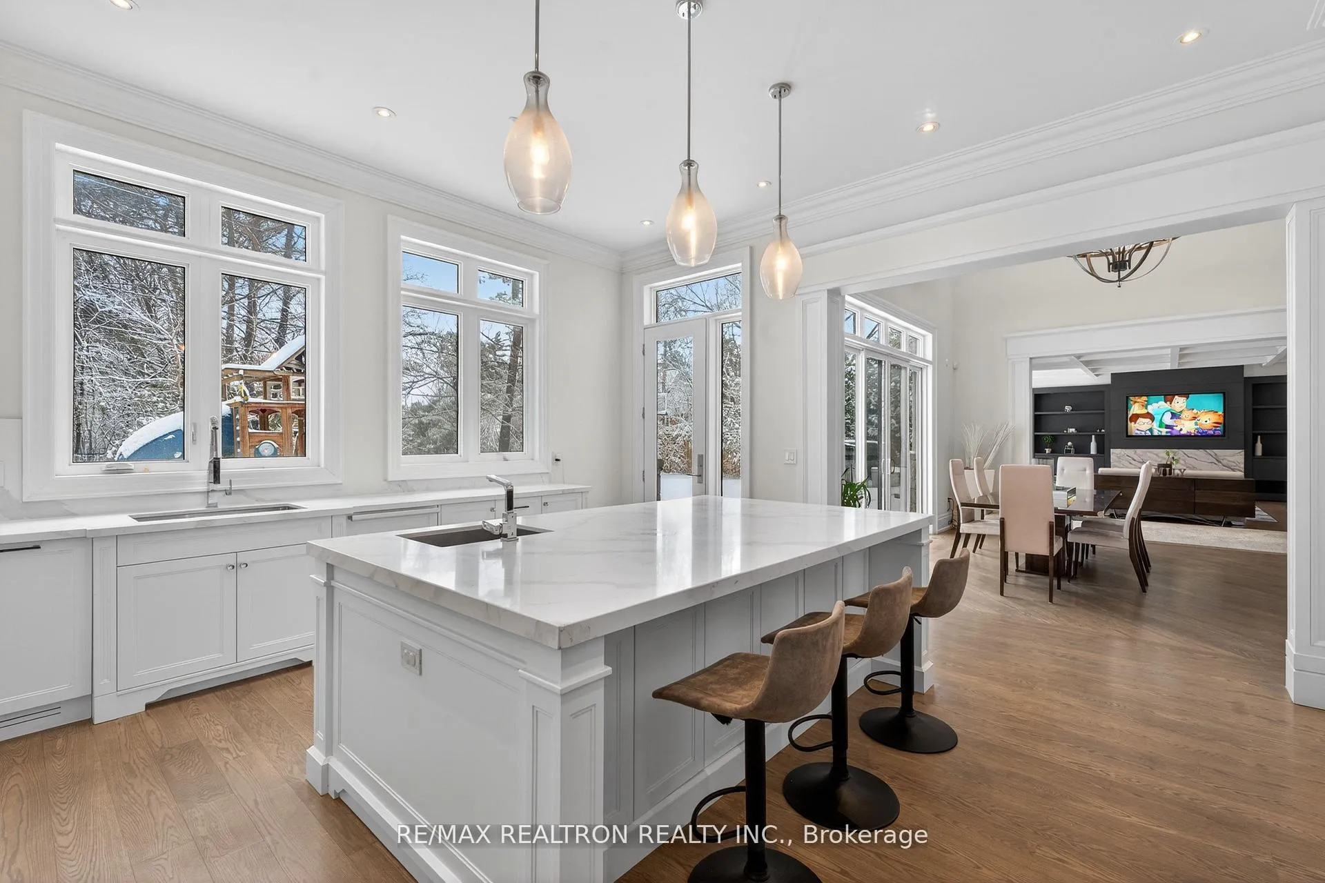 Photo 19 of 27 Laureleaf Road, Markham, Bayview Glen — HOMEH