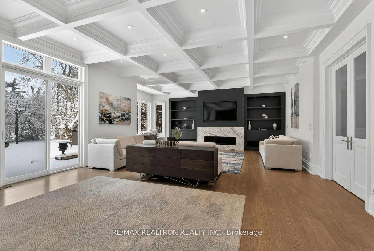 Photo 28 of 27 Laureleaf Road, Markham, Bayview Glen — HOMEH