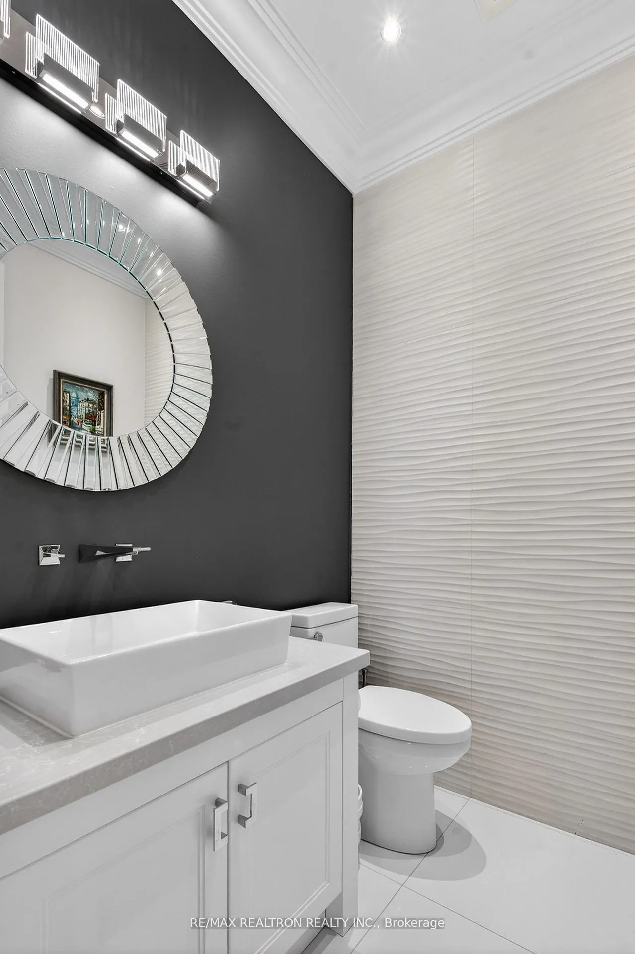 Photo 31 of 27 Laureleaf Road, Markham, Bayview Glen — HOMEH