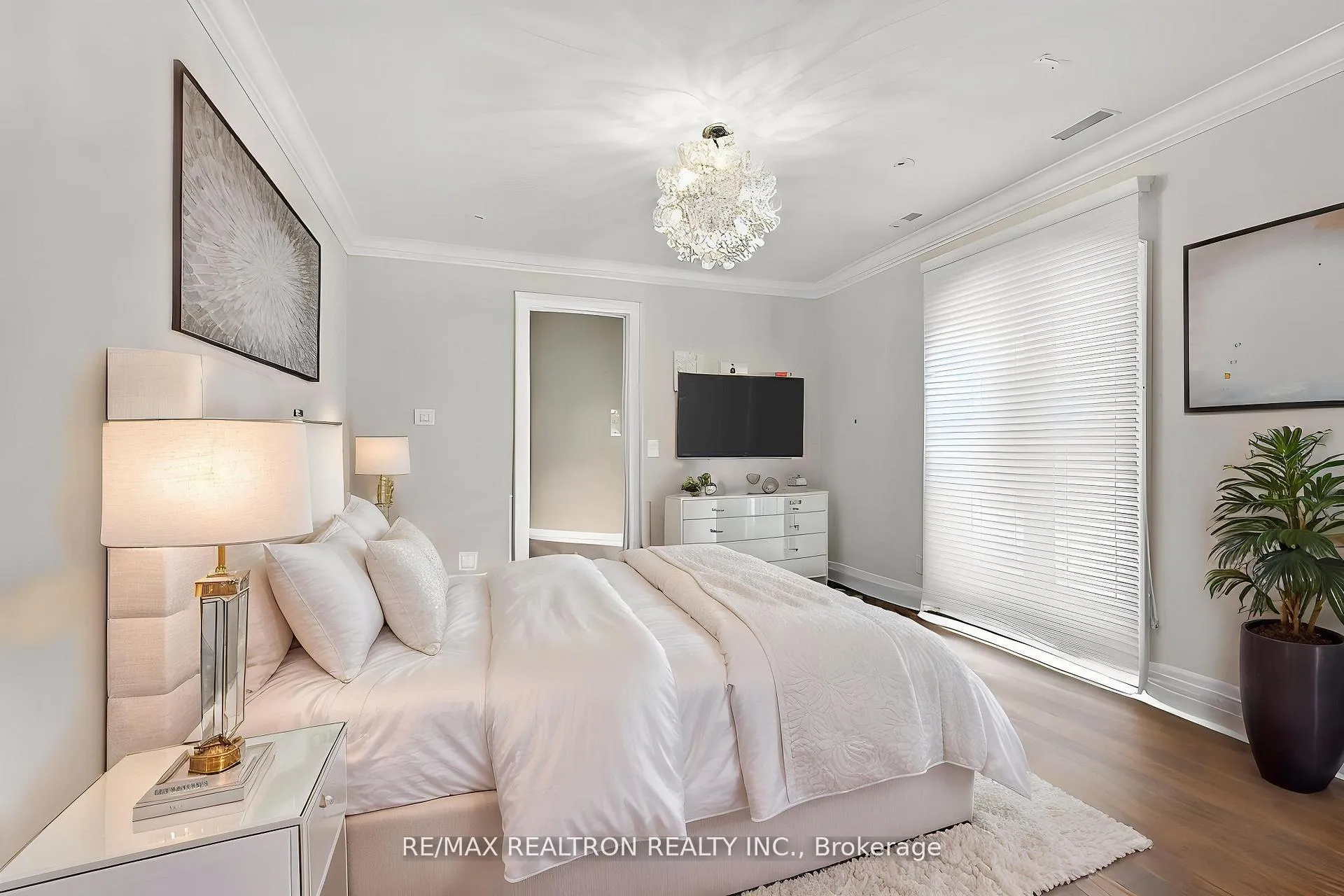 Photo 42 of 27 Laureleaf Road, Markham, Bayview Glen — HOMEH