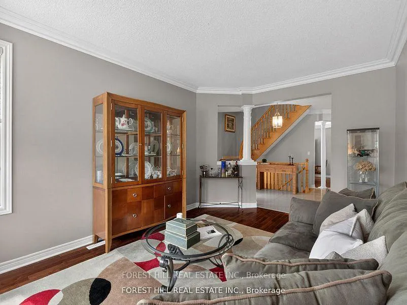 Photo 6 of 92 Seabreeze Avenue, Vaughan, Patterson — HOMEH