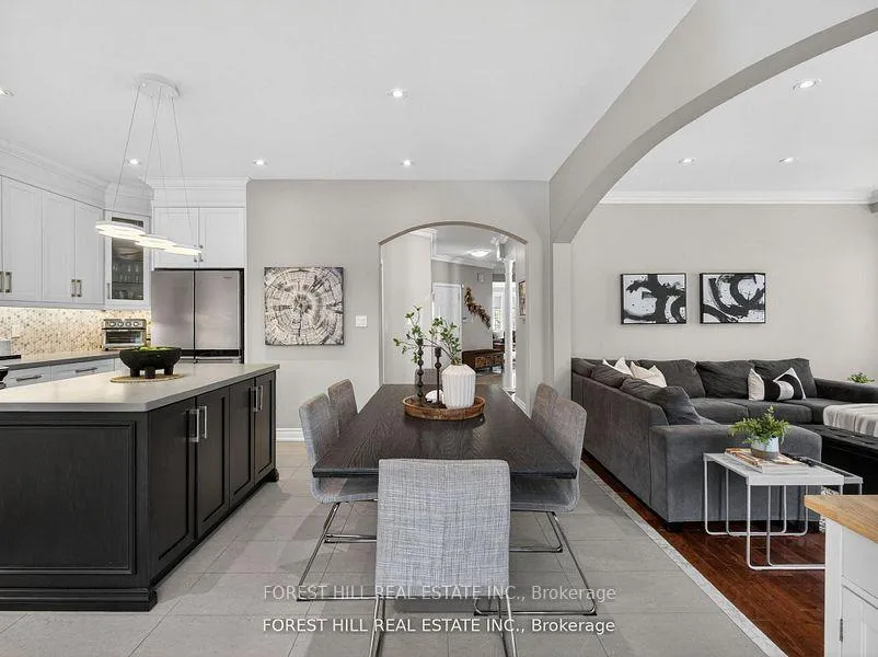 Photo 10 of 92 Seabreeze Avenue, Vaughan, Patterson — HOMEH