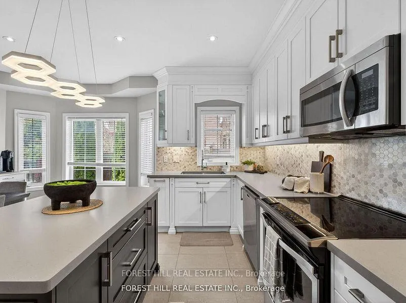 Photo 13 of 92 Seabreeze Avenue, Vaughan, Patterson — HOMEH