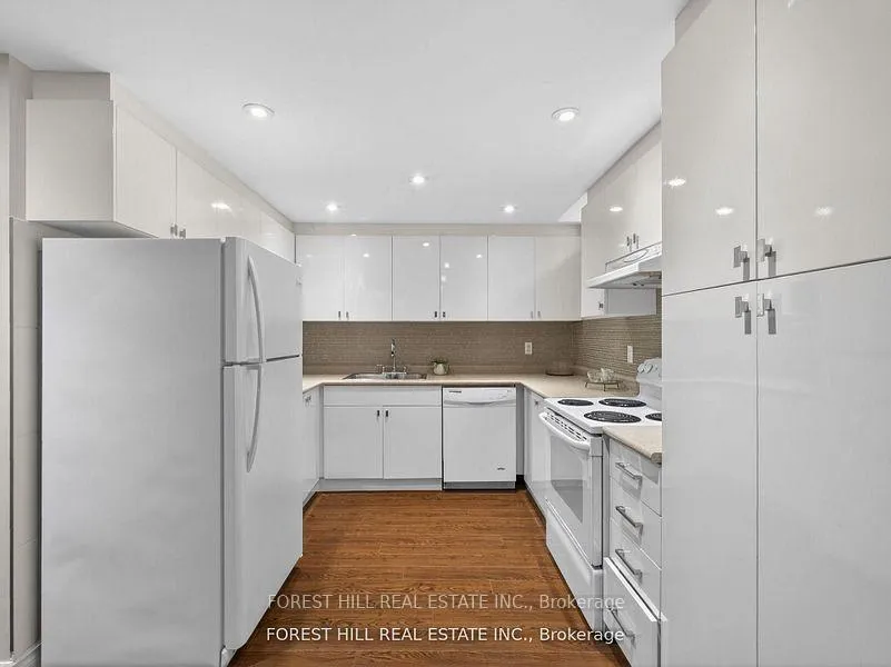 Photo 46 of 92 Seabreeze Avenue, Vaughan, Patterson — HOMEH