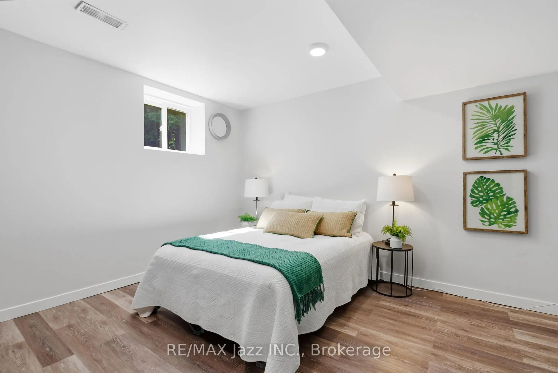 Photo 32 of 555 Cobblehill Drive, Oshawa, Pinecrest — HOMEH