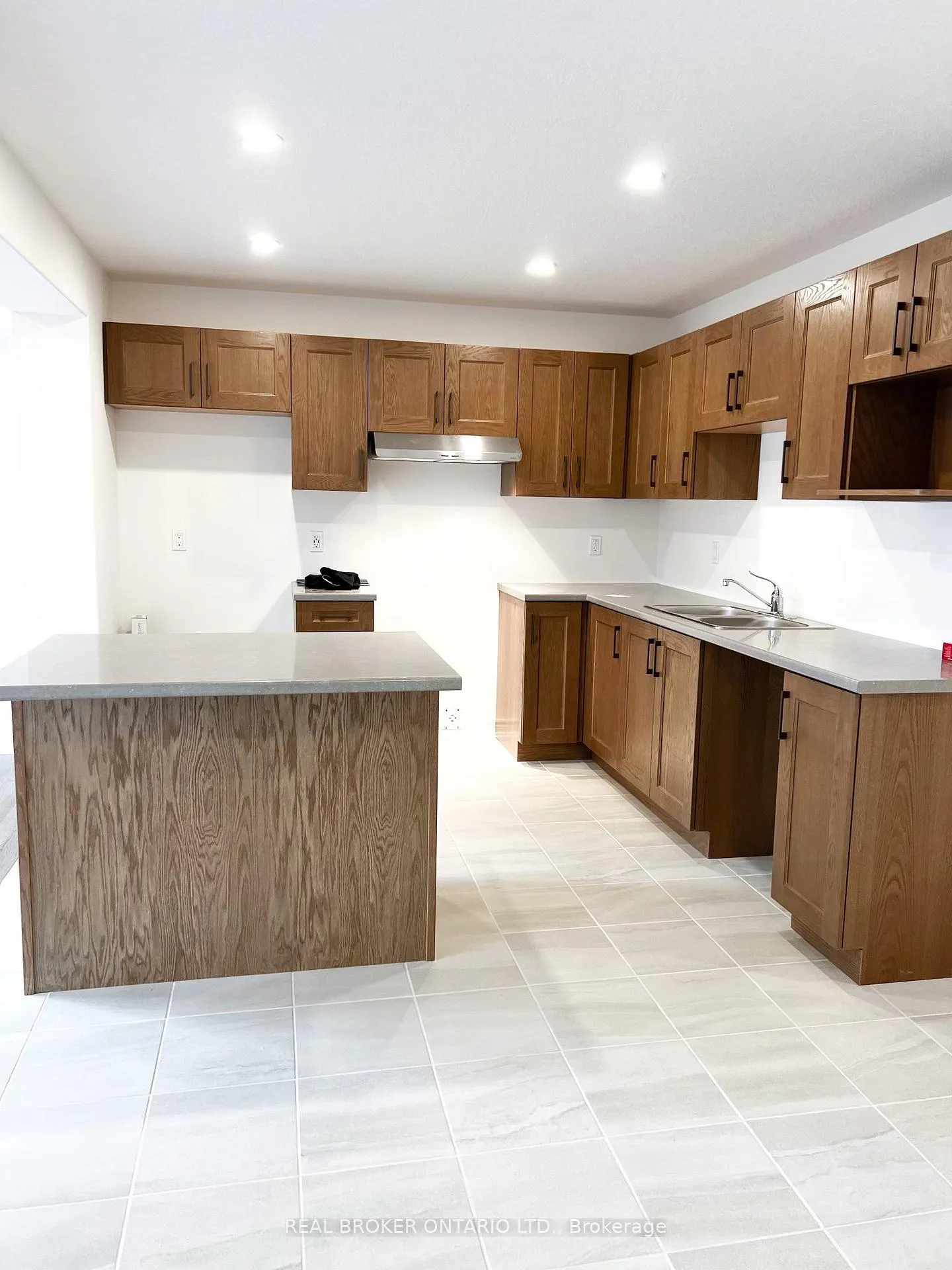 Photo 8 of 119 Mullin Street, Grey Highlands — HOMEH