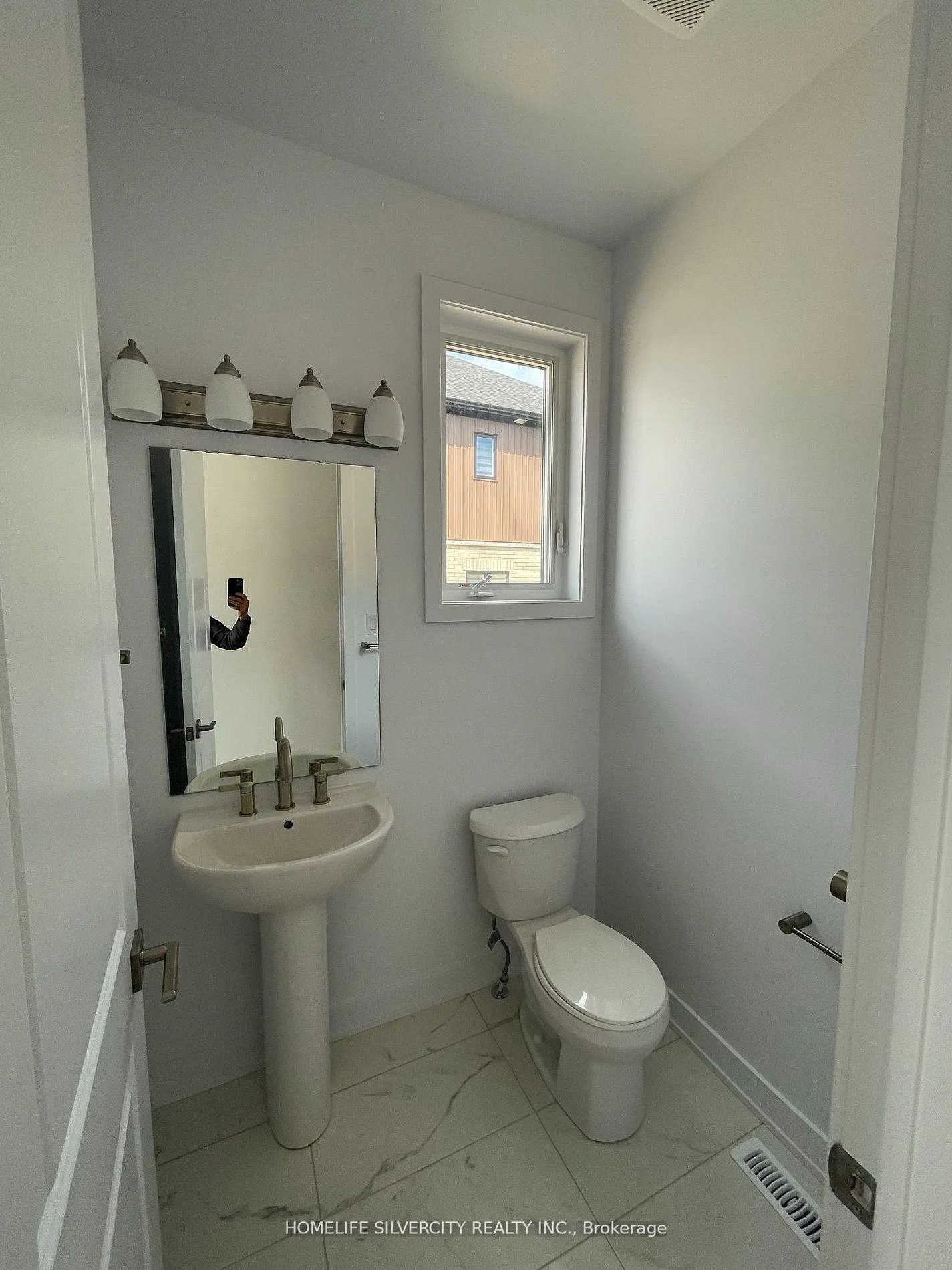 Photo 8 of 56 McAush Street, Barrie, Rural Barrie Southeast — HOMEH