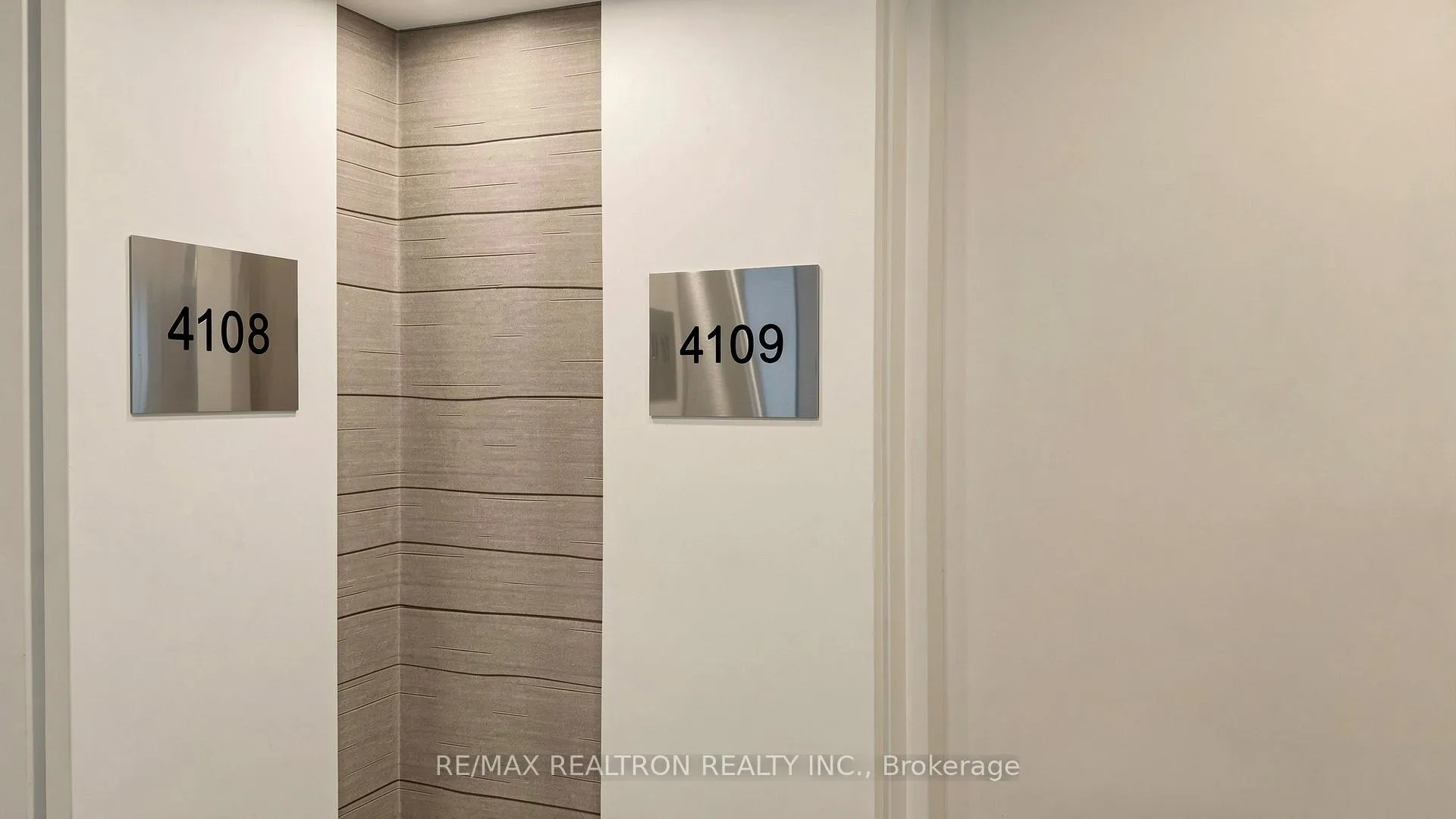 Photo 10 of Unit 4109, 70 Annie Craig Drive, Etobicoke, Mimico — HOMEH