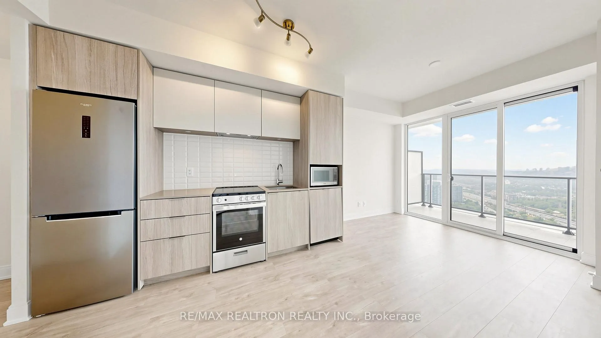 Photo 11 of Unit 4109, 70 Annie Craig Drive, Etobicoke, Mimico — HOMEH