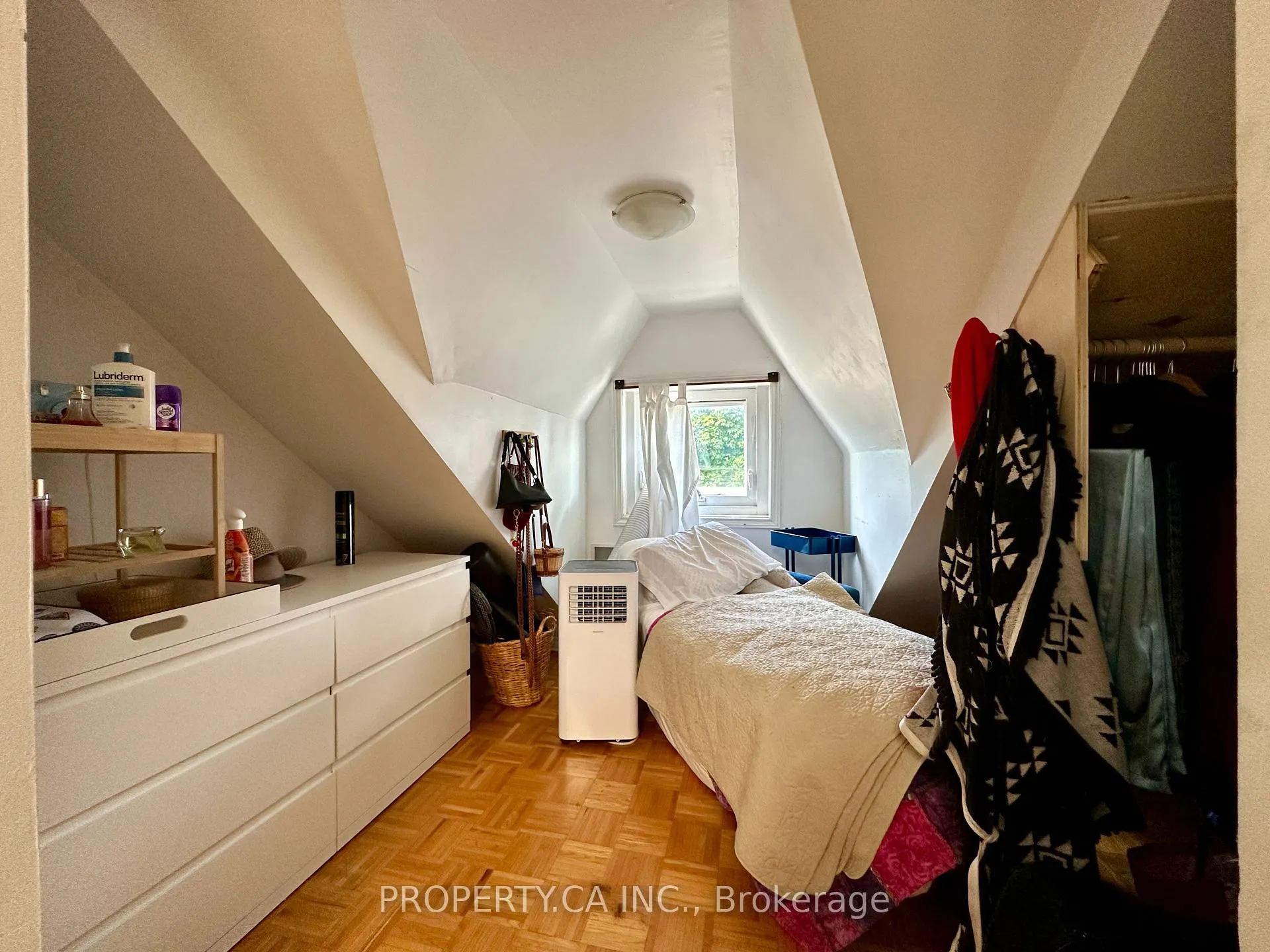 Photo 14 of Unit Upper, 129 Munro Street, Toronto, South Riverdale — HOMEH