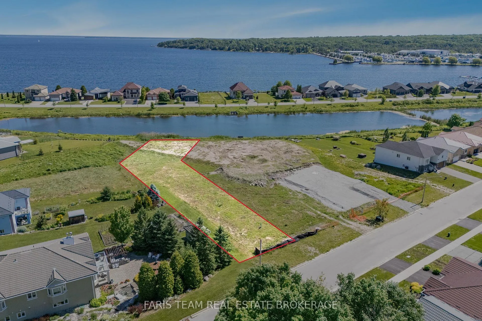 Photo 1 of 589 Taylor Drive, Midland — HOMEH