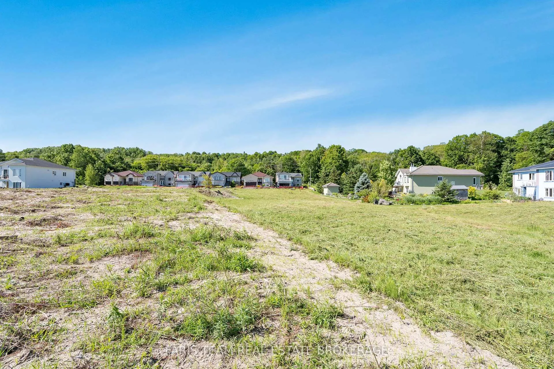 Photo 5 of 589 Taylor Drive, Midland — HOMEH