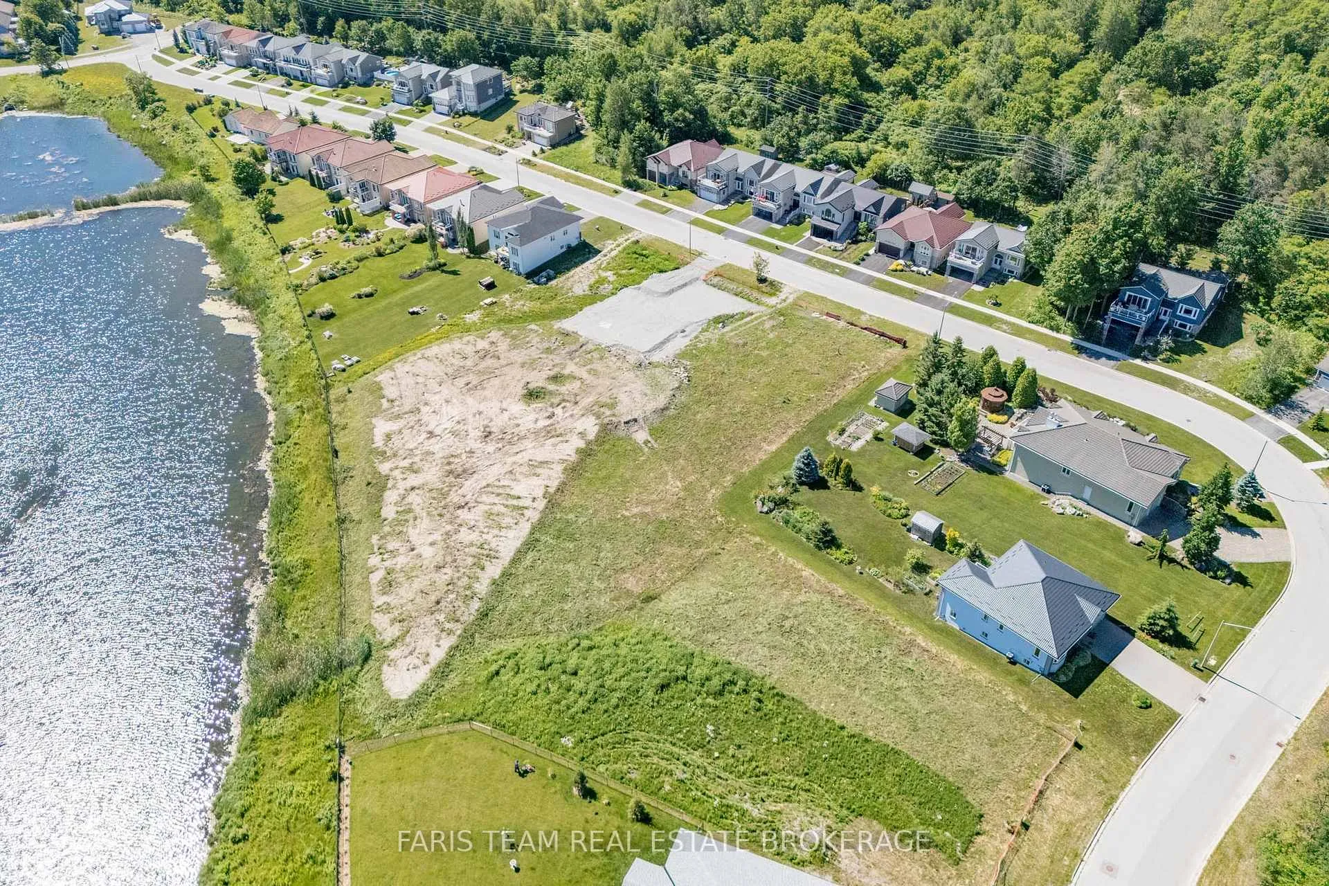Photo 7 of 589 Taylor Drive, Midland — HOMEH