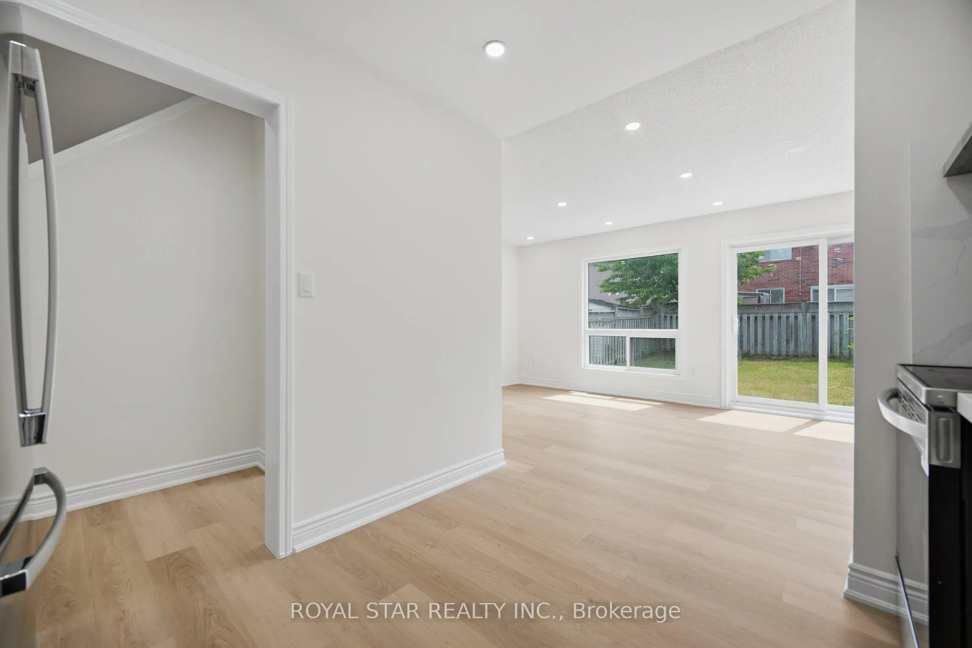 Photo 14 of 46 Dusty Star Road, Brampton, Sandringham-Wellington — HOMEH