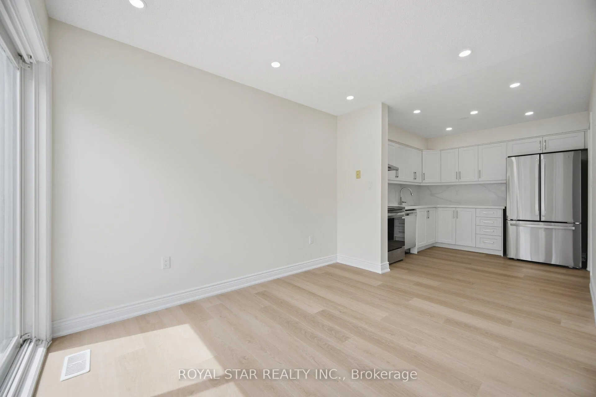 Photo 17 of 46 Dusty Star Road, Brampton, Sandringham-Wellington — HOMEH