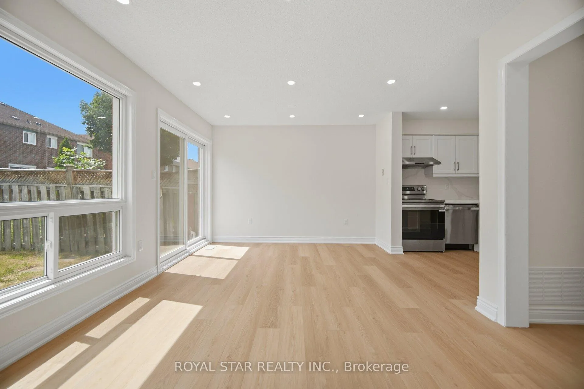 Photo 21 of 46 Dusty Star Road, Brampton, Sandringham-Wellington — HOMEH
