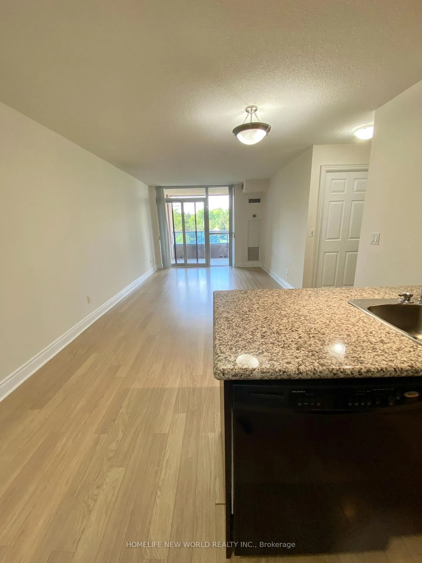 Photo 5 of Unit 387, 23 Cox Boulevard, Markham, Unionville — HOMEH