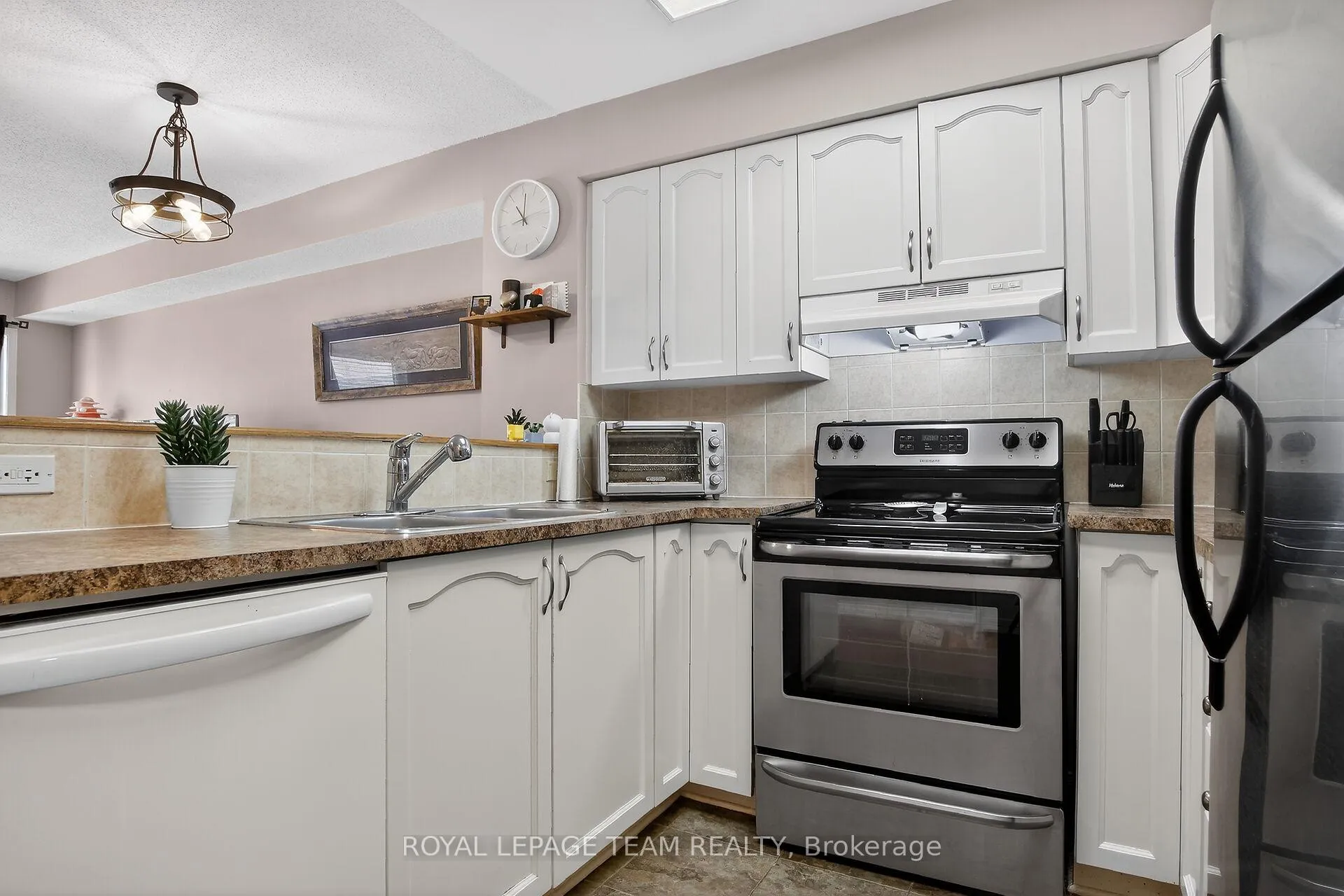 Photo 10 of Unit 1, 255 Deercroft Avenue, Ottawa, Barrhaven - Longfields — HOMEH