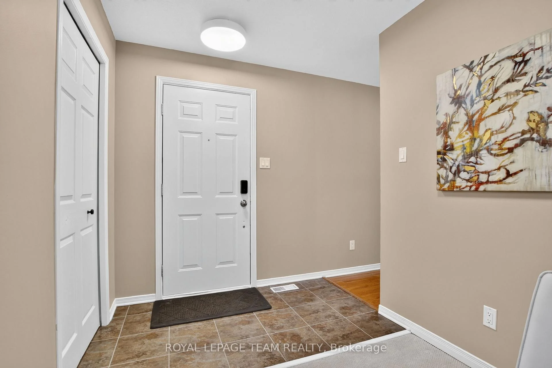 Photo 12 of Unit 1, 255 Deercroft Avenue, Ottawa, Barrhaven - Longfields — HOMEH