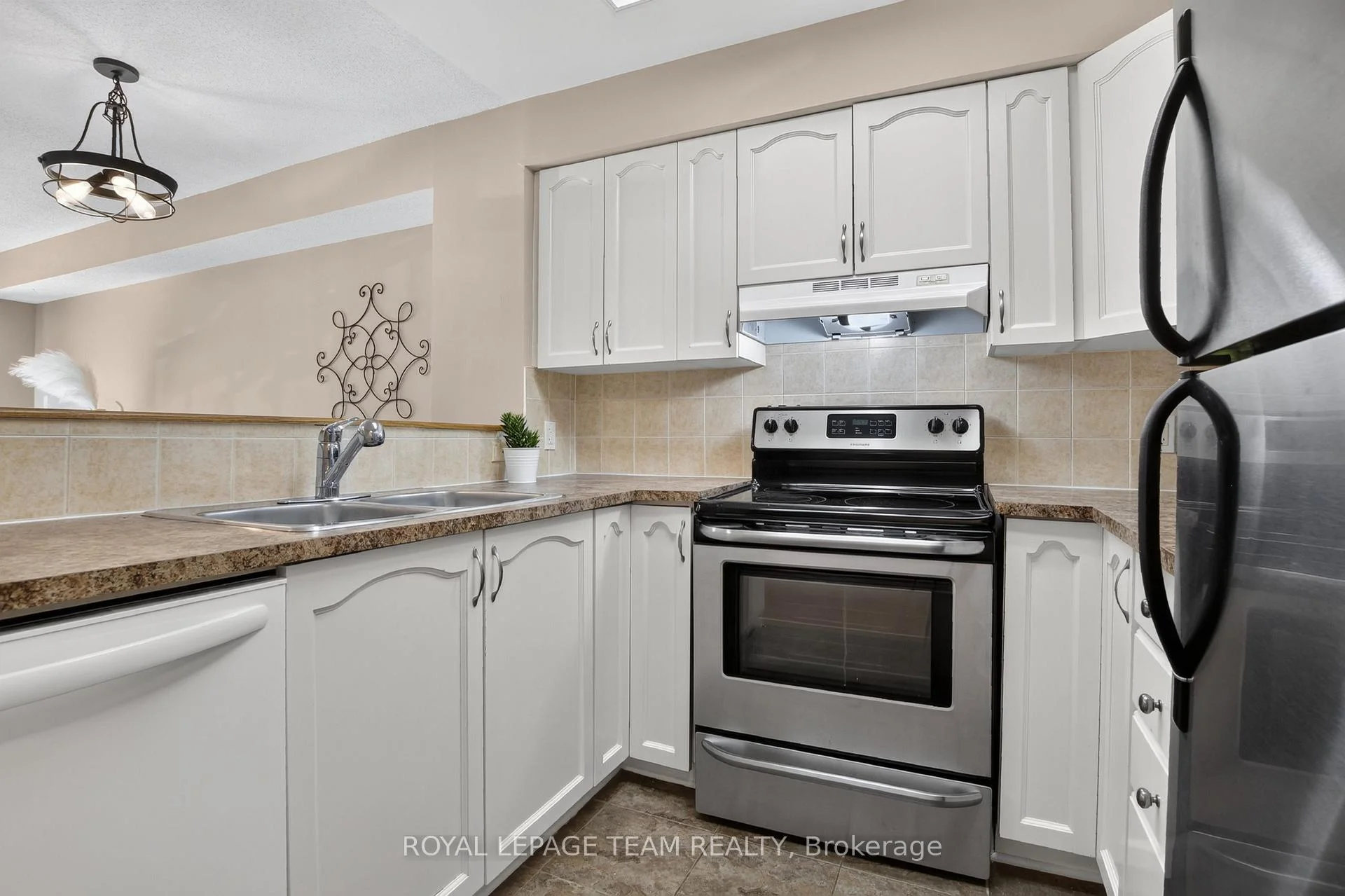 Photo 30 of Unit 1, 255 Deercroft Avenue, Ottawa, Barrhaven - Longfields — HOMEH