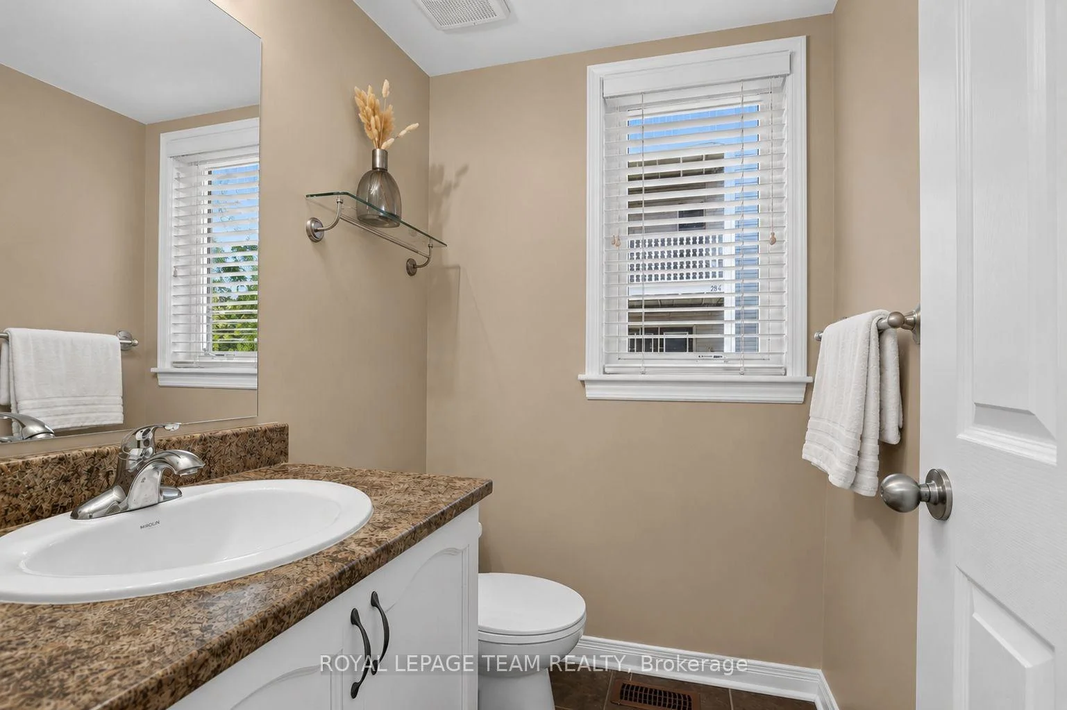 Photo 32 of Unit 1, 255 Deercroft Avenue, Ottawa, Barrhaven - Longfields — HOMEH