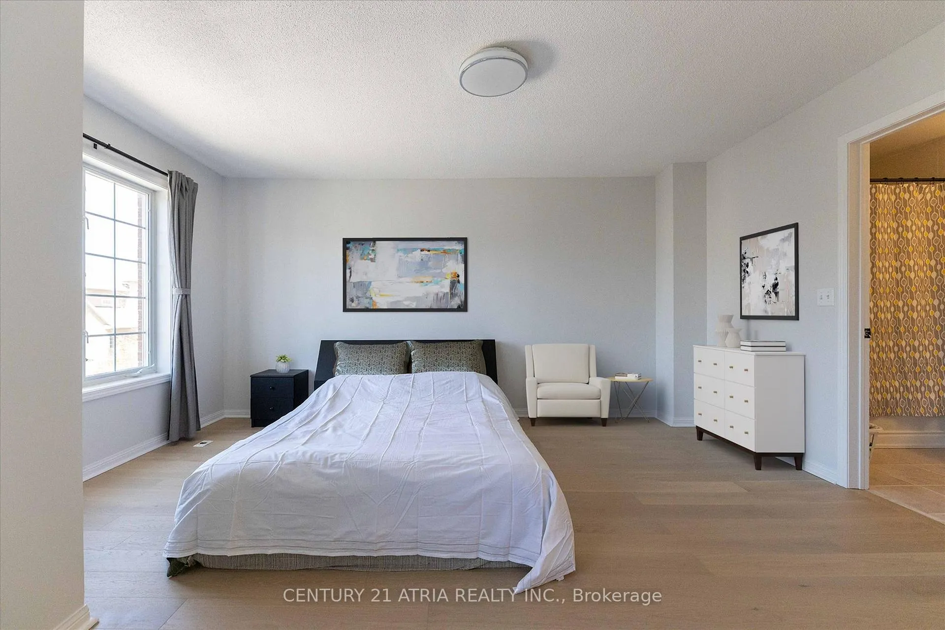 Photo 8 of Unit 9, 4 Alpen Way, Markham, Unionville — HOMEH